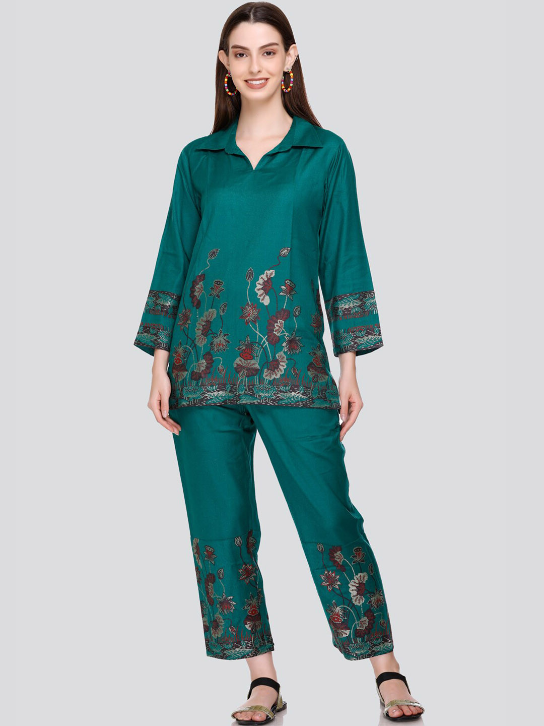 

HOUSE OF KIRNA'S WITH LOGO OF HOK Floral Woven Design Acrylic Tunic & Trouser Co-Ords, Sea green