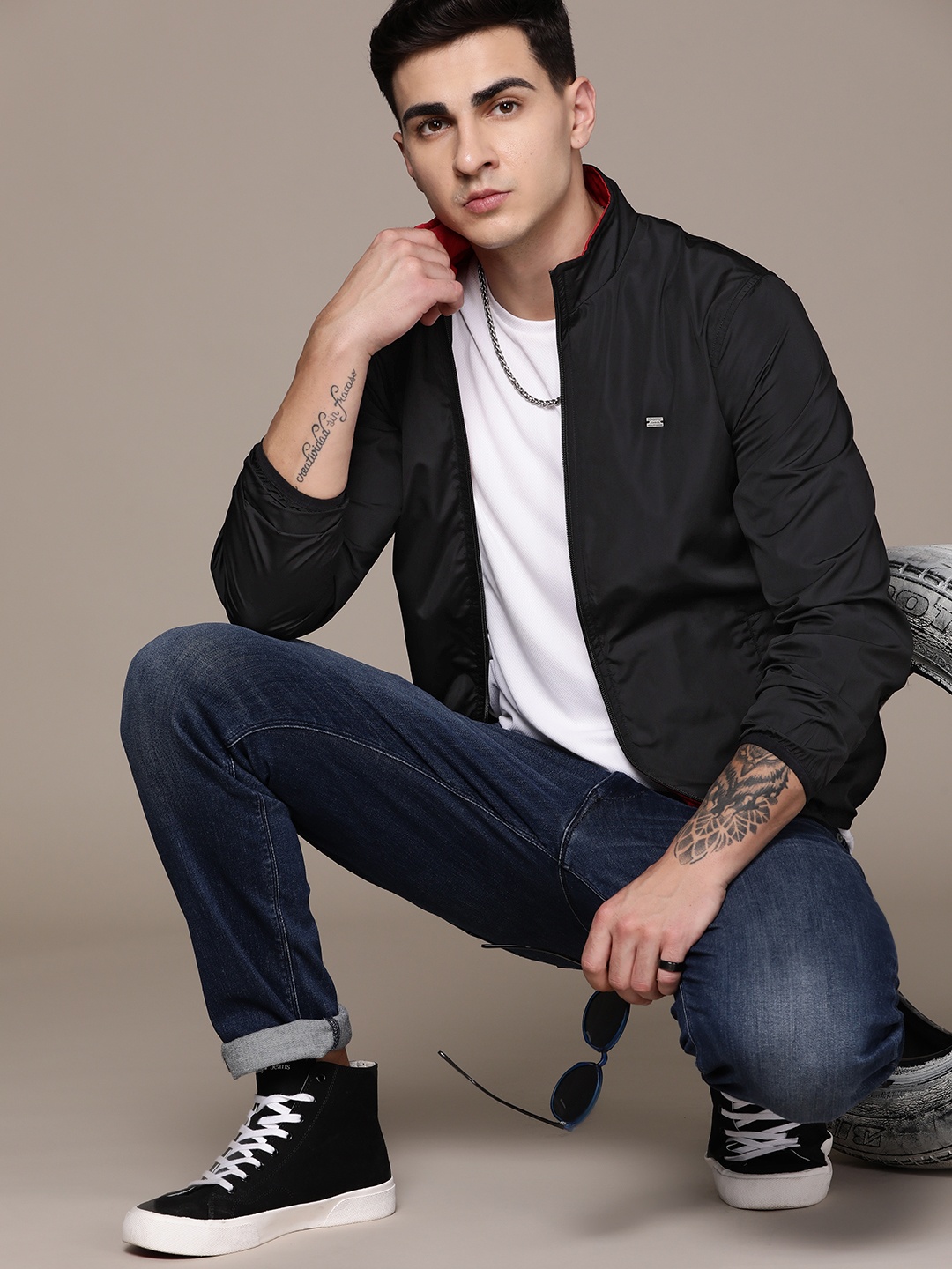 

Roadster Men Solid Windcheater Sporty Jacket, Black