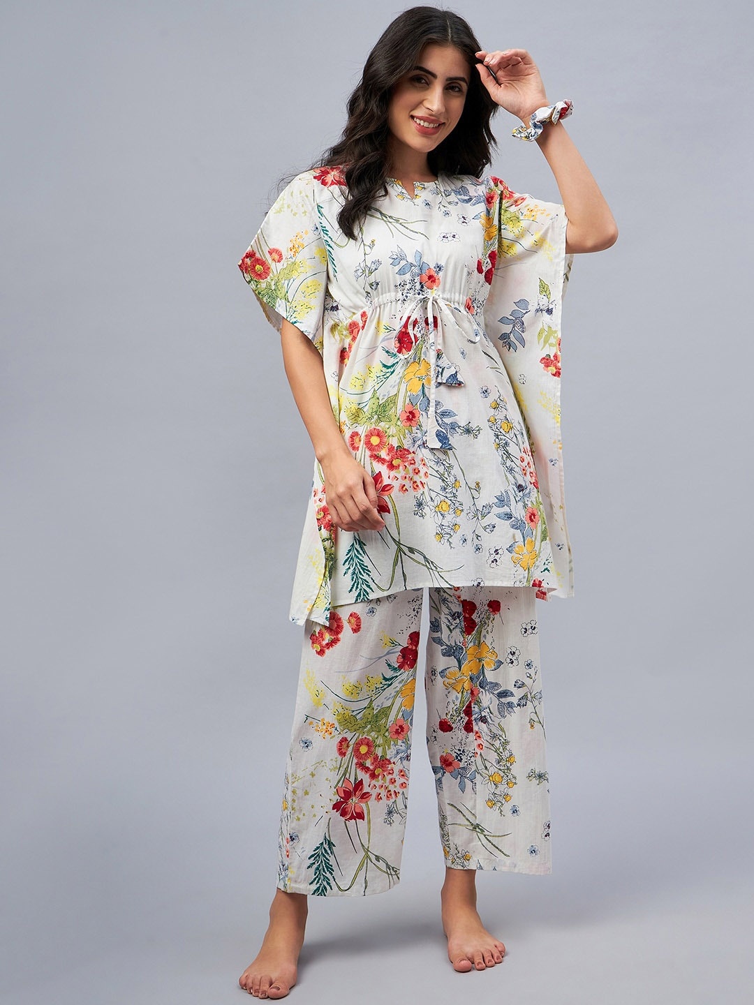 

WineRed Floral Printed Pure Cotton Night Suit With Scrunchie, White