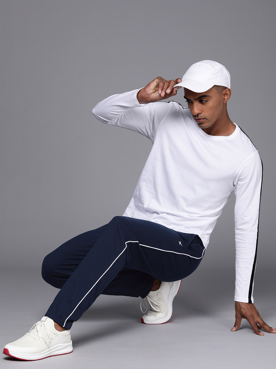 

HRX by Hrithik Roshan Men Solid Sports Track Pants, Navy blue