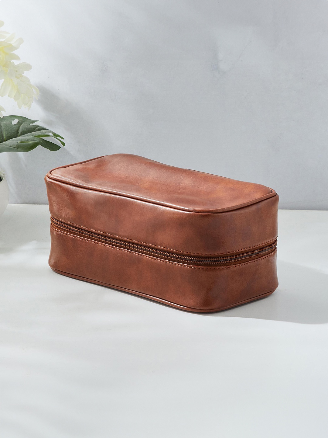 

Home Centre Brown Travel Pouch