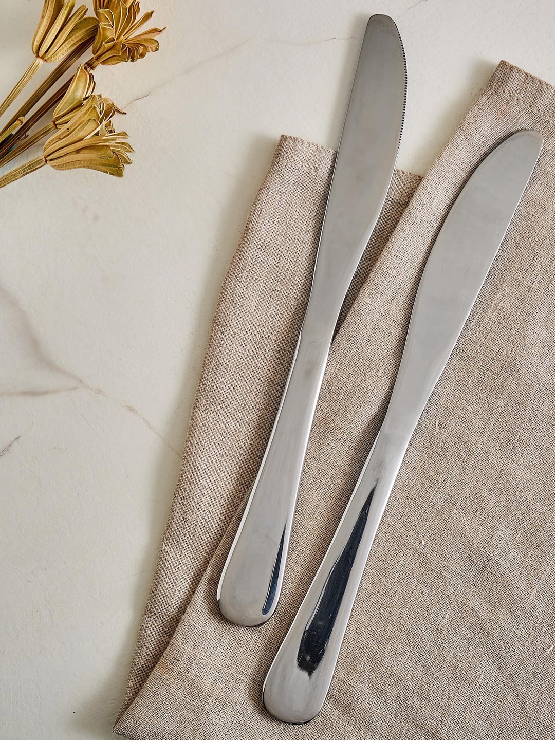 

Home Centre Silver Toned 2 Pieces Stainless Steel Dessert Knives