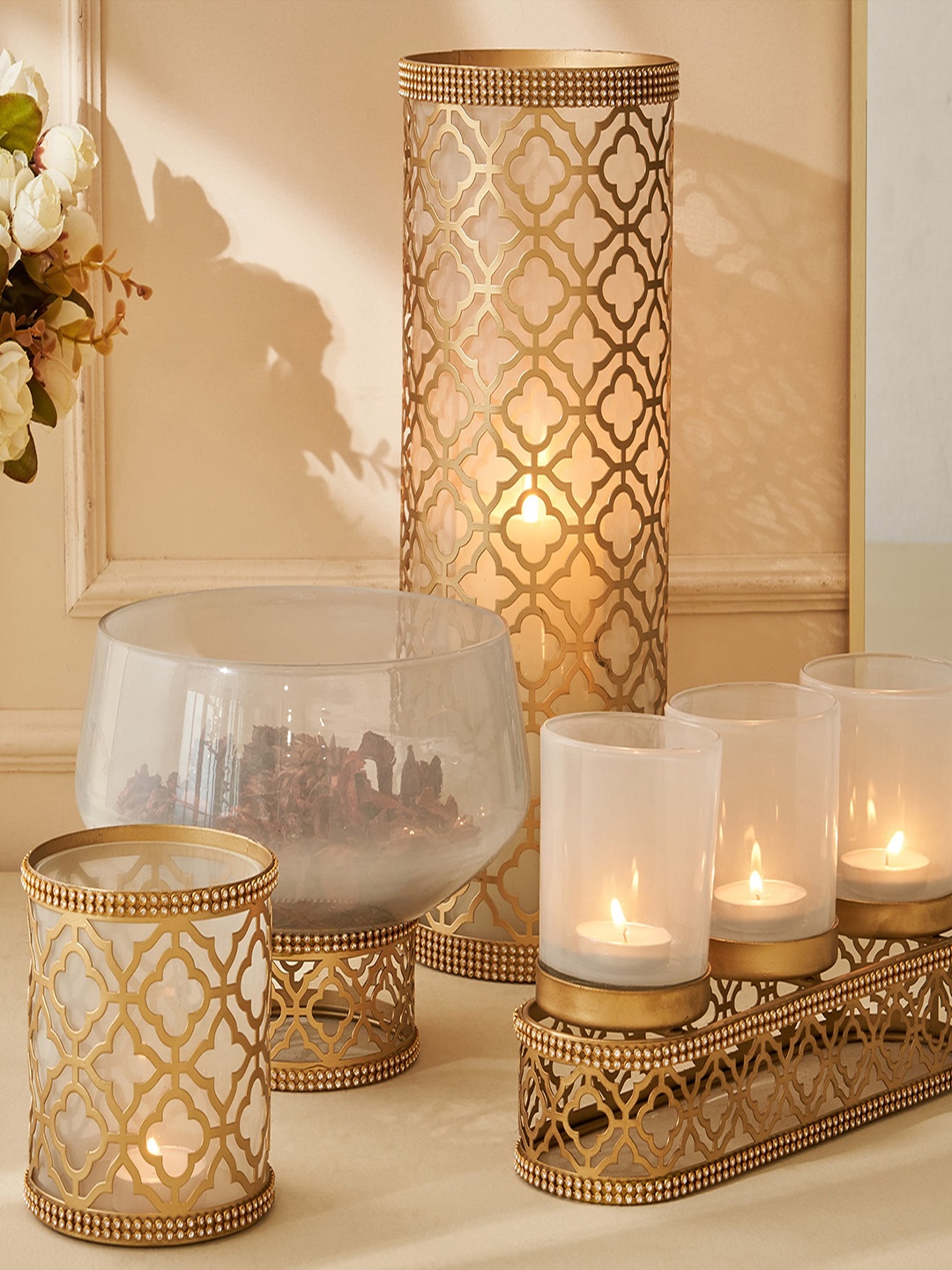 

Home Centre Rylee Glass Decorative Bowl with Cut Work Base, Gold