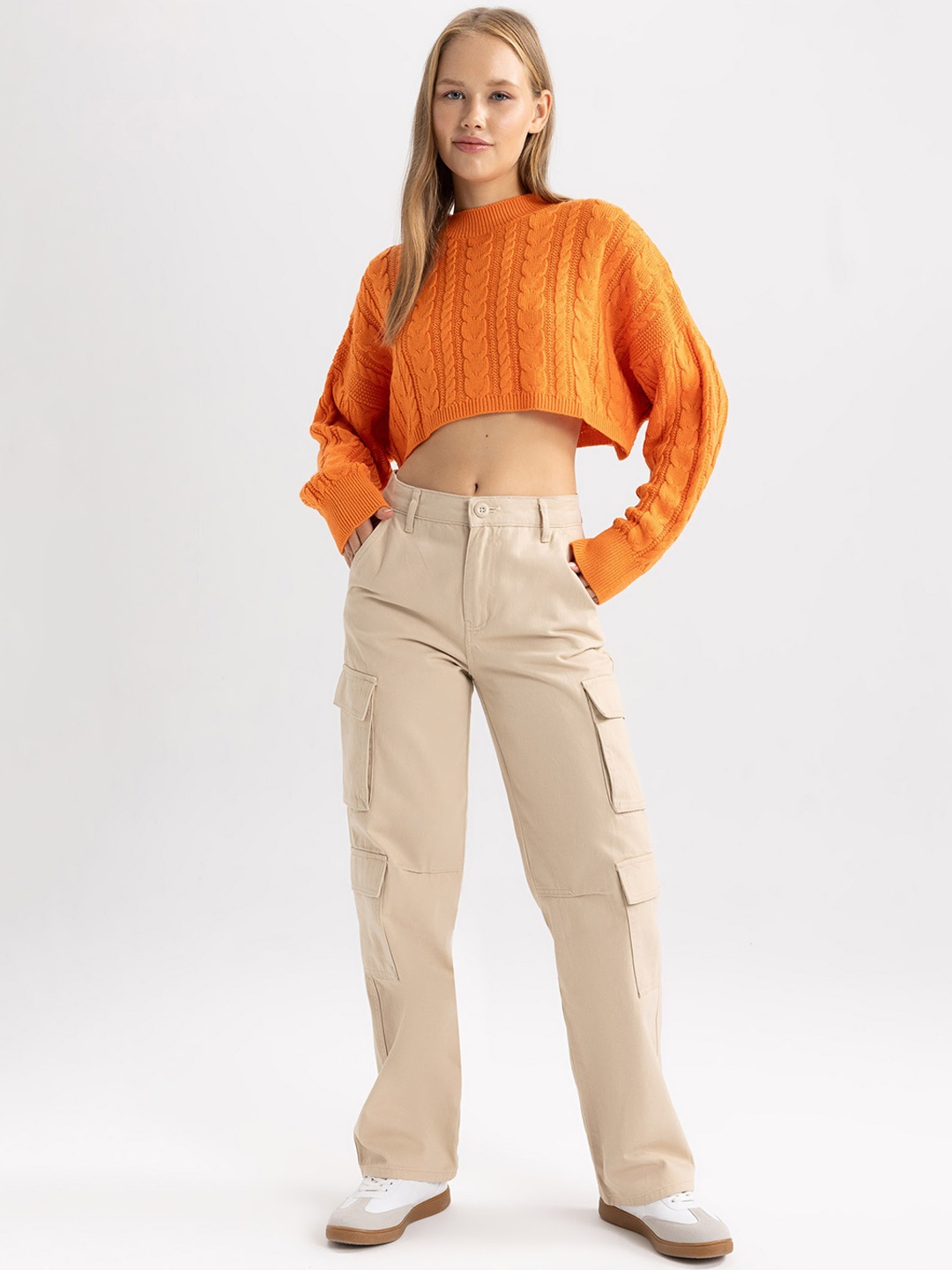

DeFacto Women Regular Fit Mid-Rise Pure Cotton Cargos Trousers, Beige