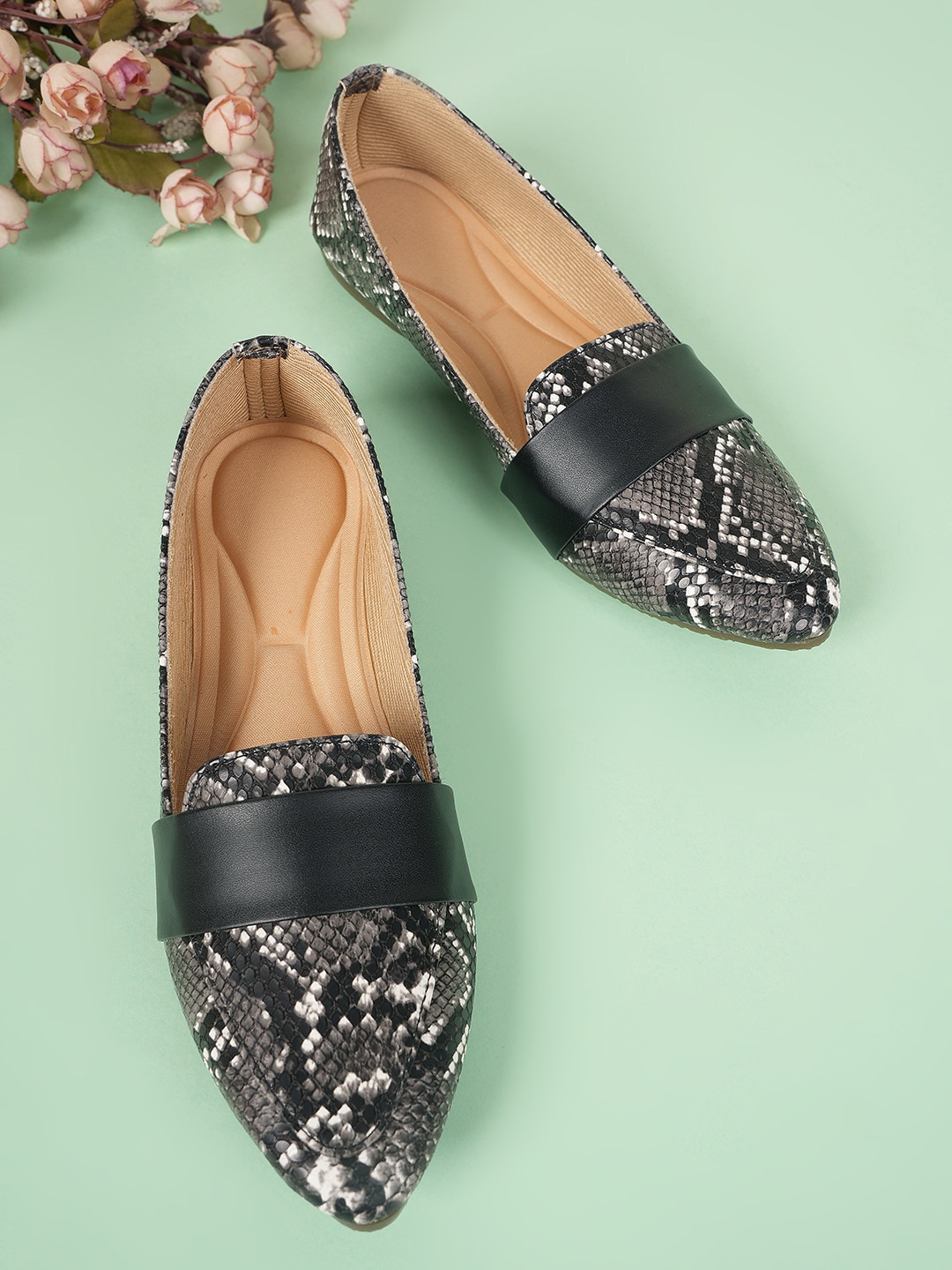 

Style Shoes Pointed Toe Printed Ballerinas, Black