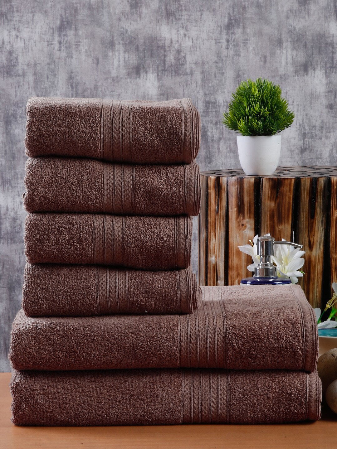 

Naksh Brown Cotton 6 Pieces 450 GSM Super Absorbent Towel Set