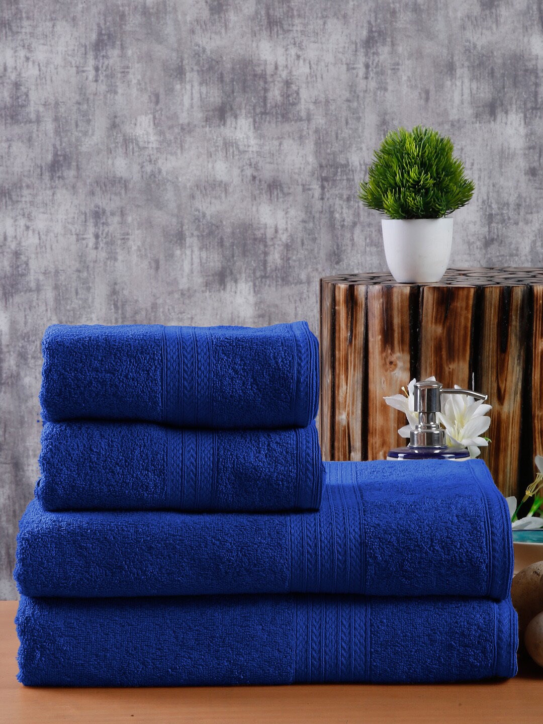 

Naksh Blue 4 Pieces Cotton 450 GSM Towel Set