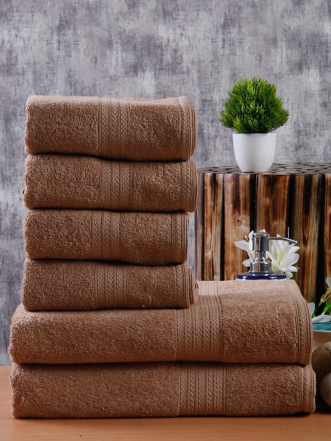 

Naksh Beige 6 Pieces Cotton 450 GSM Towel Set