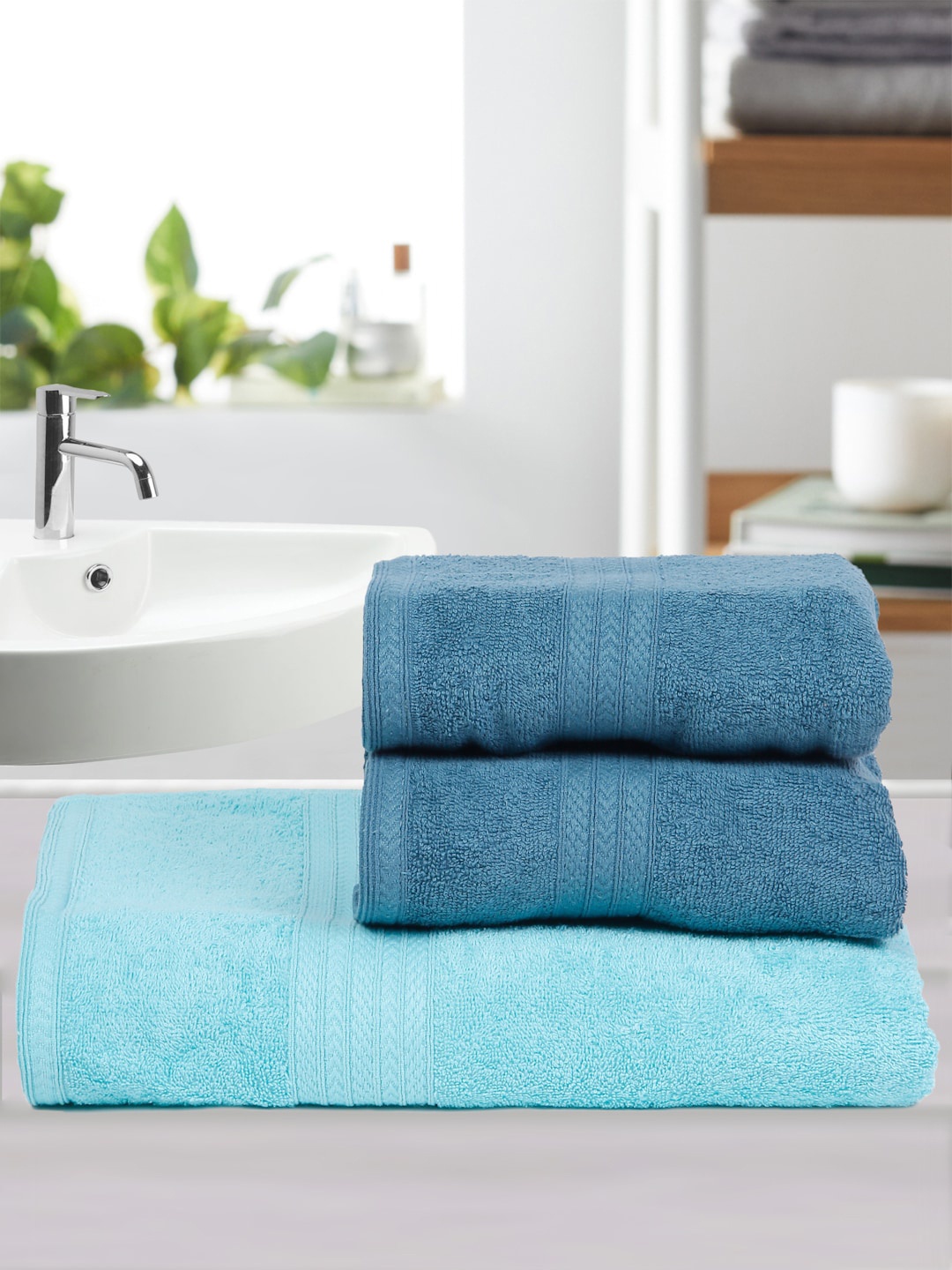 

Naksh Blue & Teal Green 3 Pieces Cotton 450 GSM Towel Set
