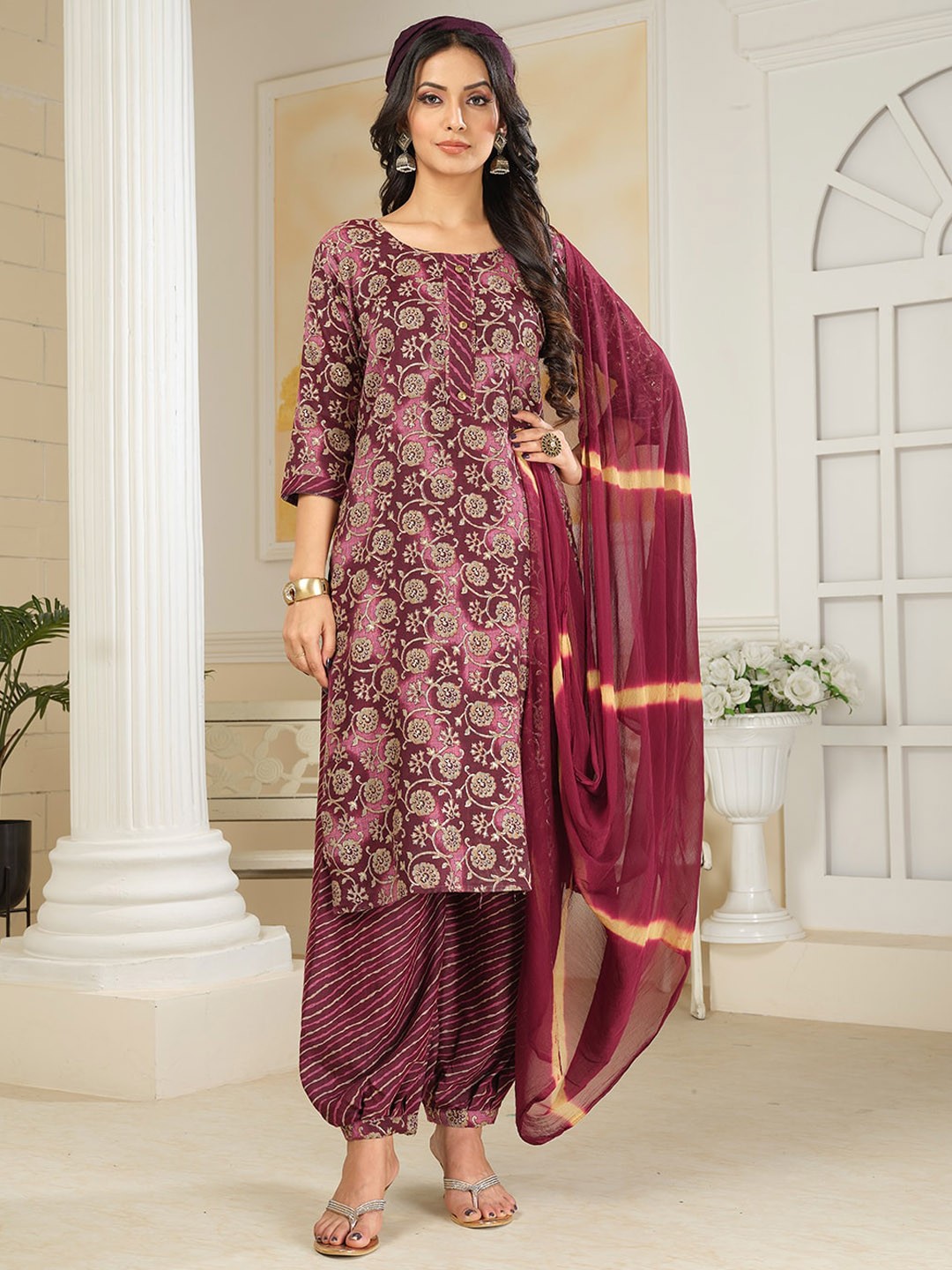 

KALINI Floral Printed Kurta & Patiala With Dupatta, Red