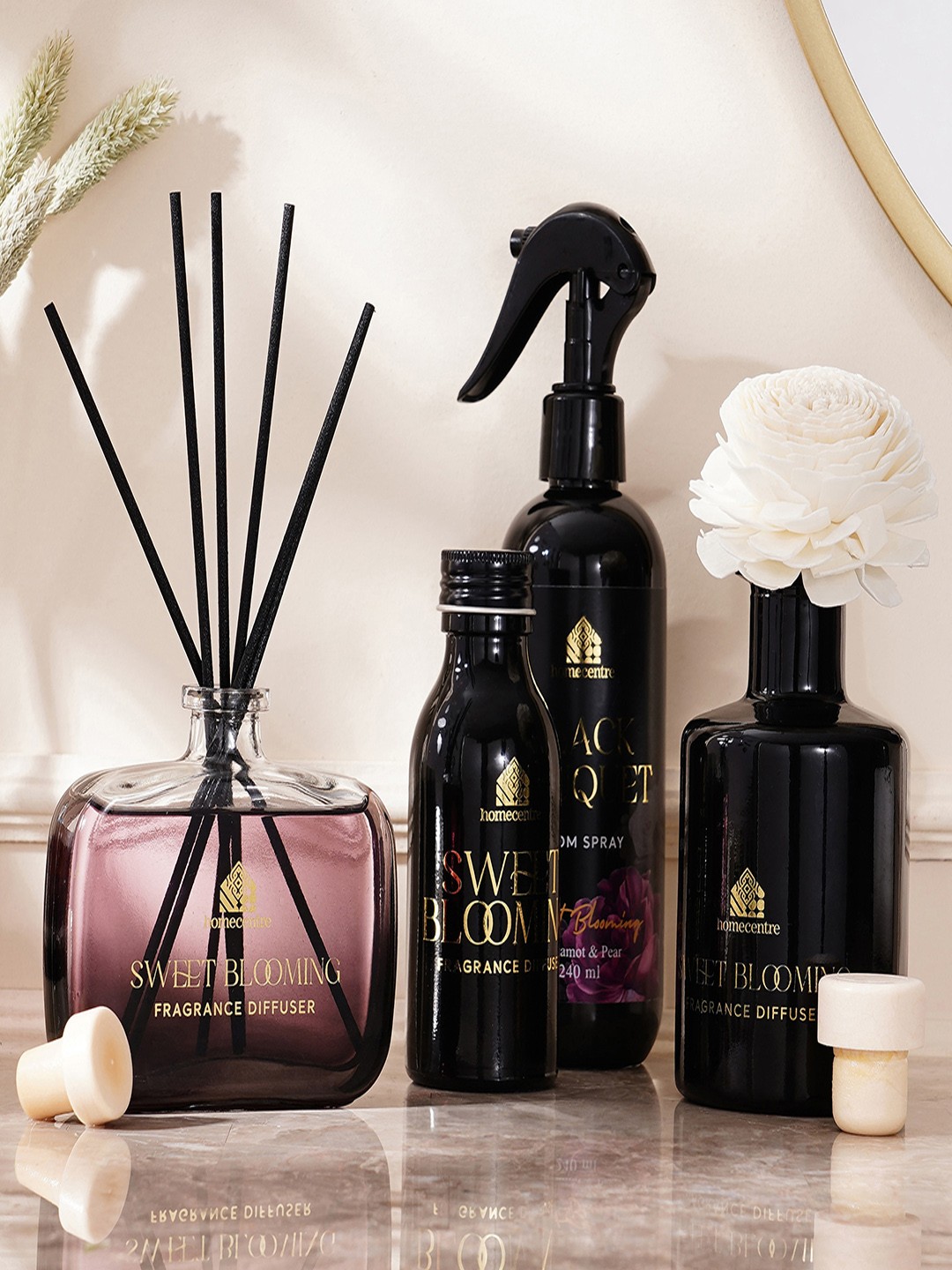 

Home Centre Enchanted Black Bouquet Diffuser Set