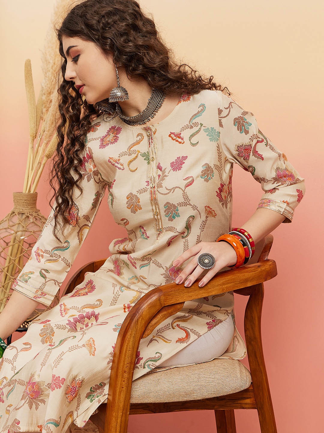 

Sangria Floral-Printed A-Line Kurta, Cream