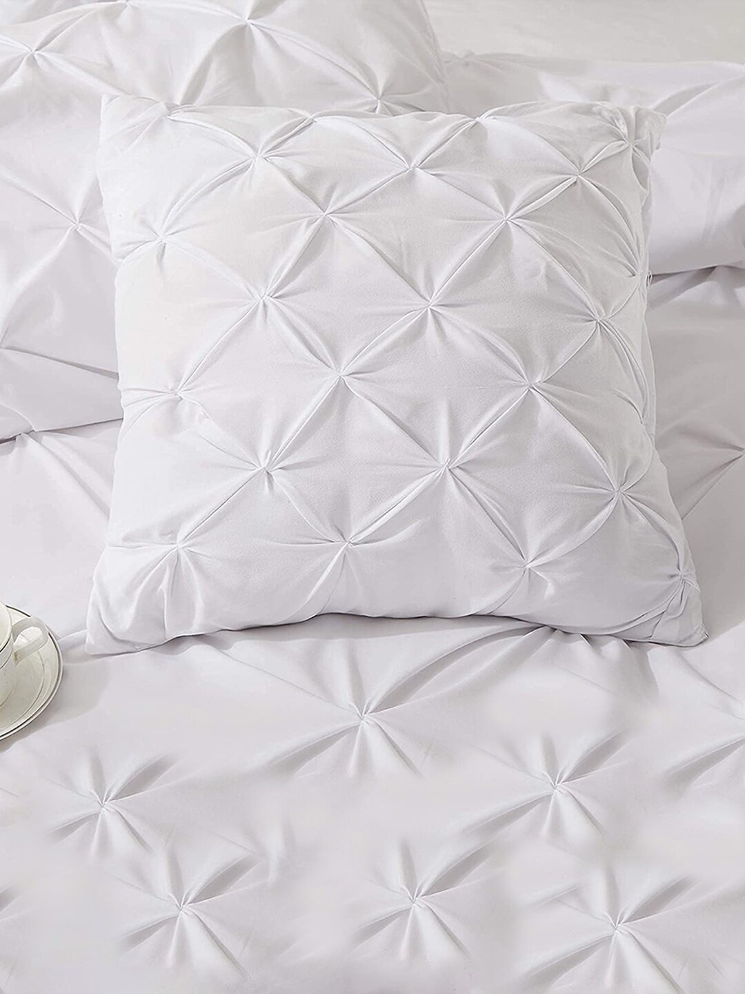 

THE WHITE MOSS White 5 Pieces Self Design Square Cushion Cover