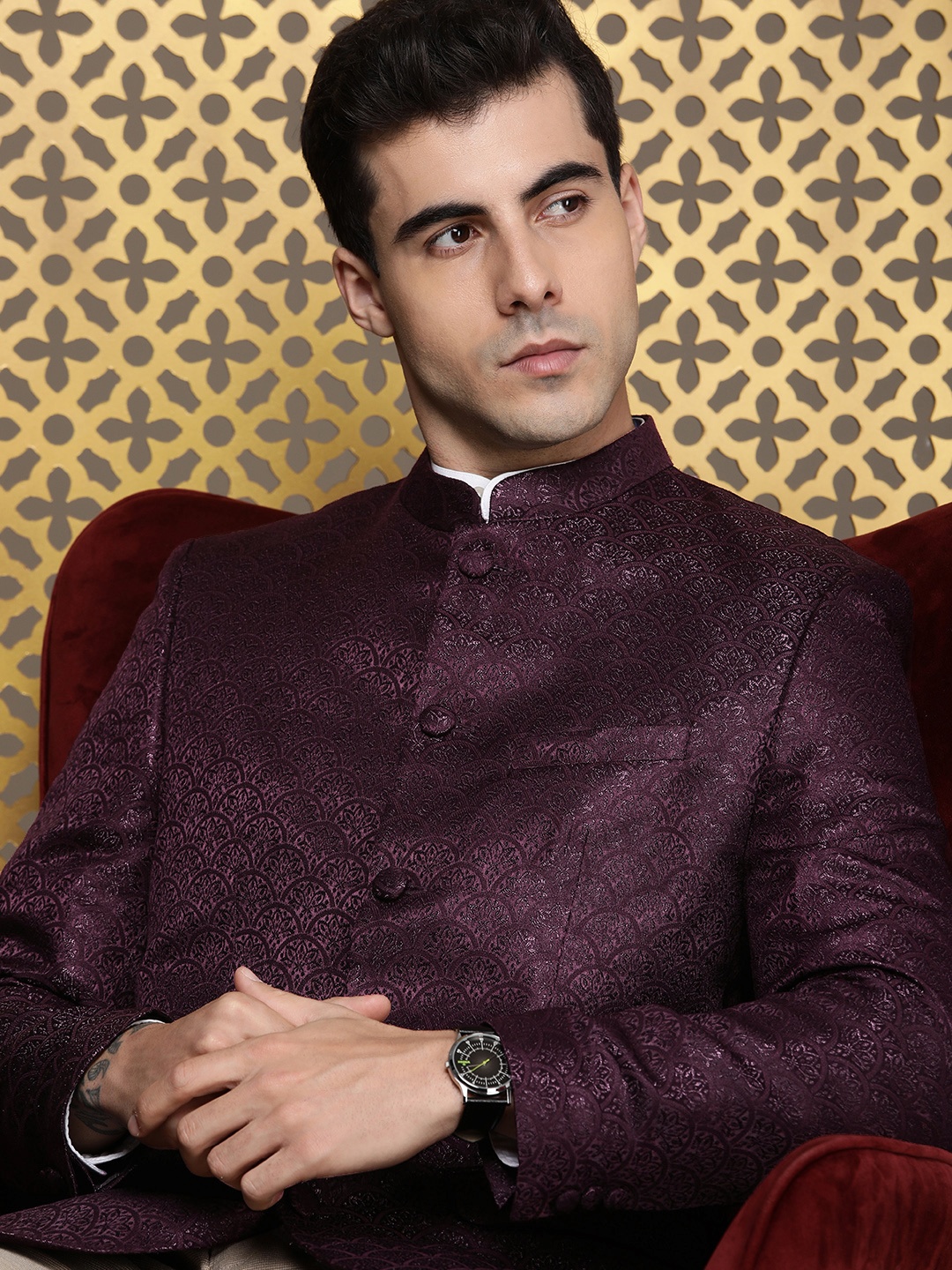 

House of Pataudi Jashn Mandarin Collar Ethnic Motifs Woven Design Bandhgala Blazer, Maroon