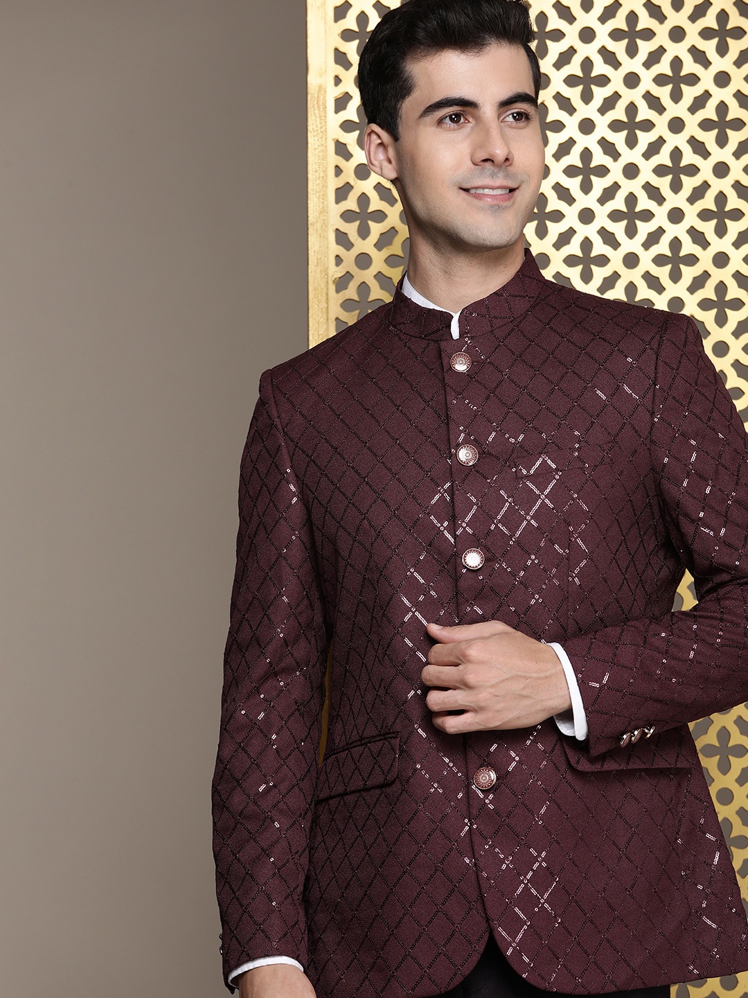 

House of Pataudi Jashn Mandarin Collar Textured Sequinned Bandhgala Blazer, Maroon