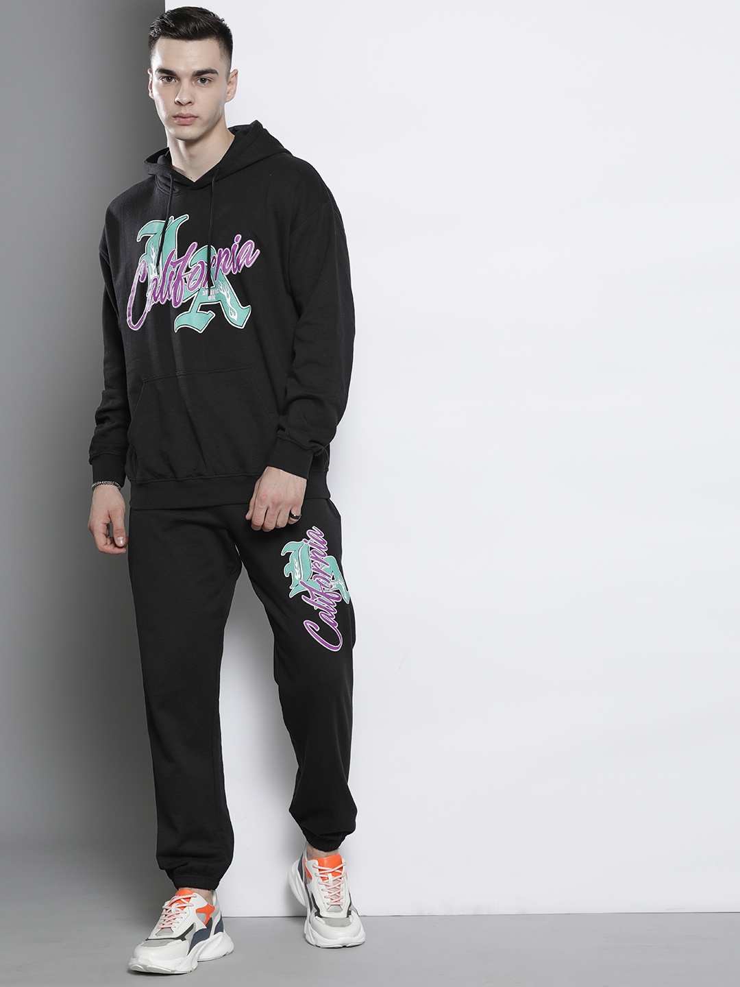 

boohooMAN Typography Detailed Hooded Oversized Tracksuits, Black