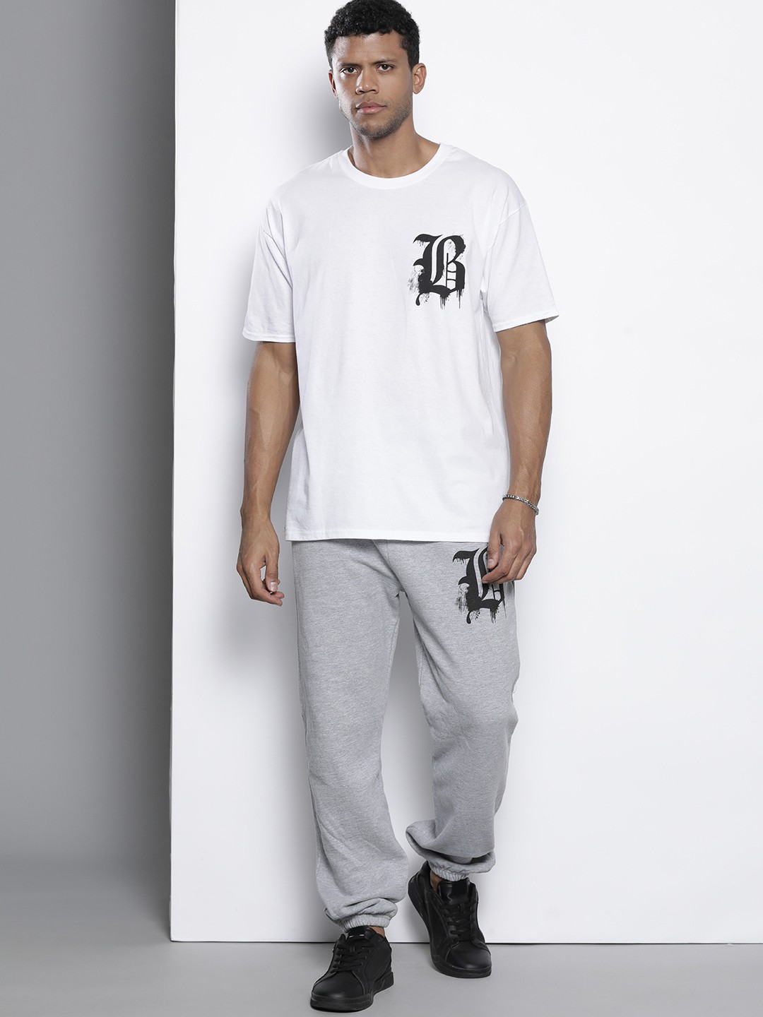 

boohooMAN Typography Detailed Oversized Tracksuits, White