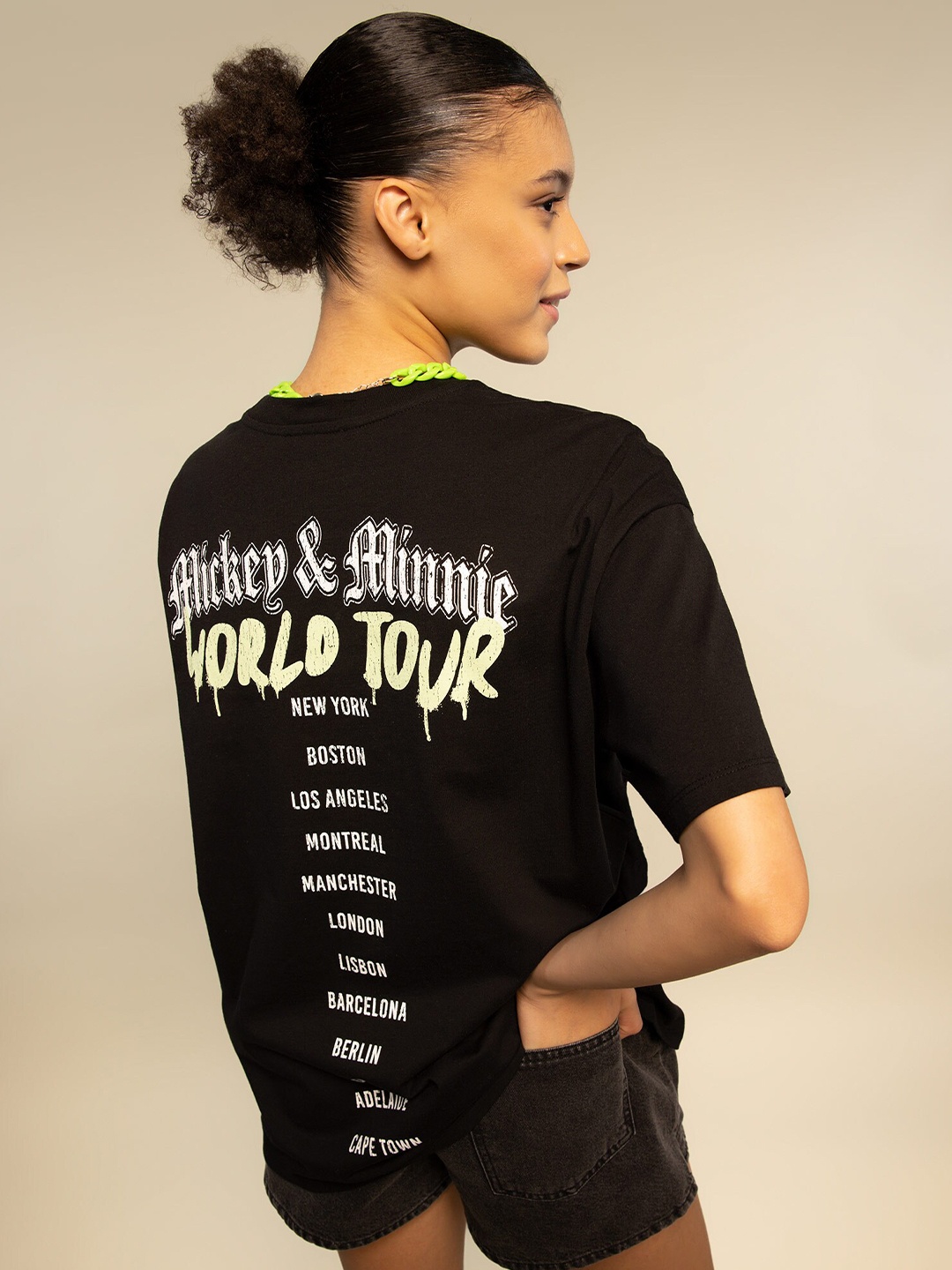

DeFacto Typography Printed Drop-Shoulder Sleeves Pure Cotton T-shirt, Black