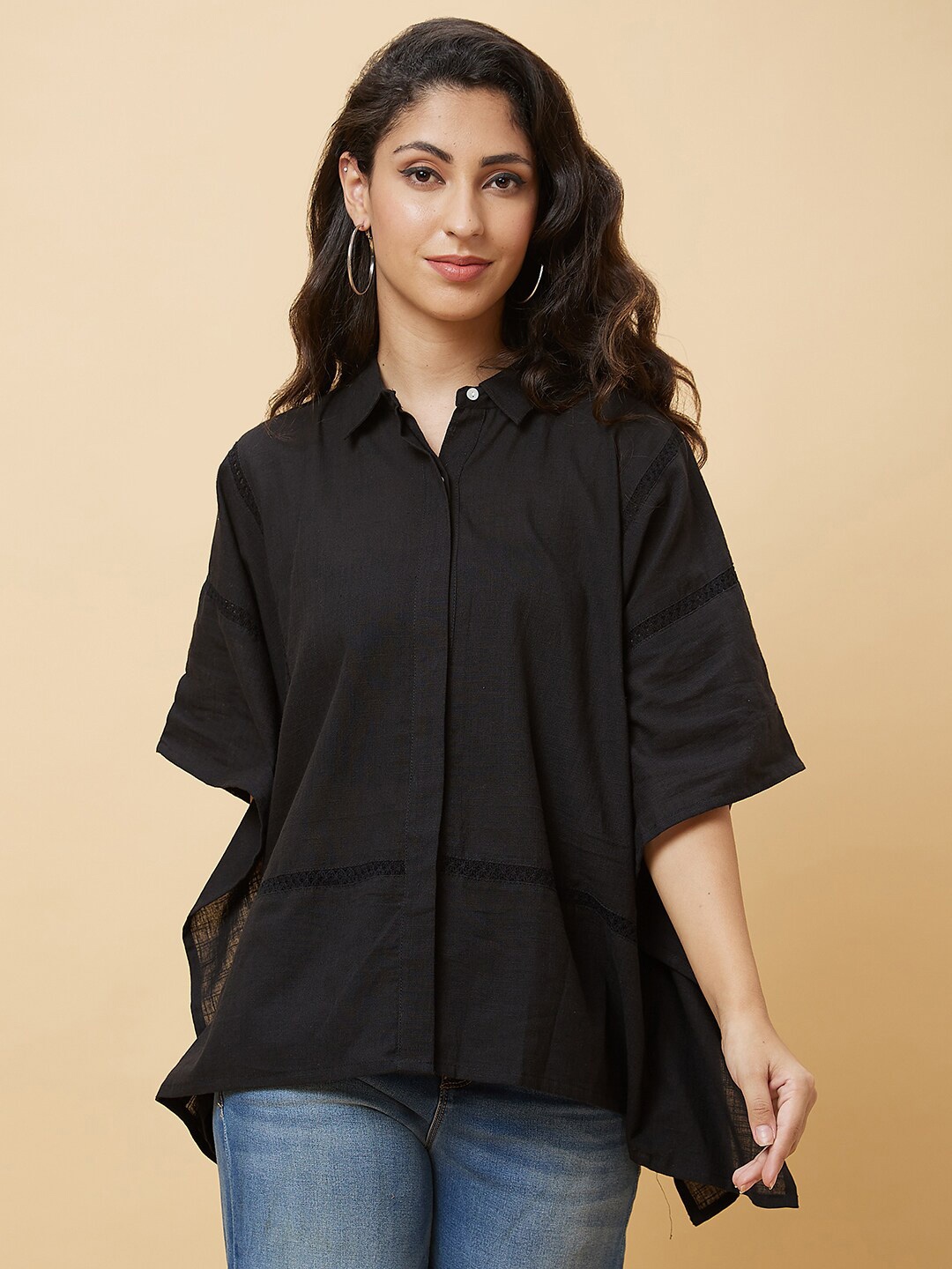 

Globus Shirt Collar Lace Inserts Asymmetric Hem Oversized Kaftan Tunic, Black