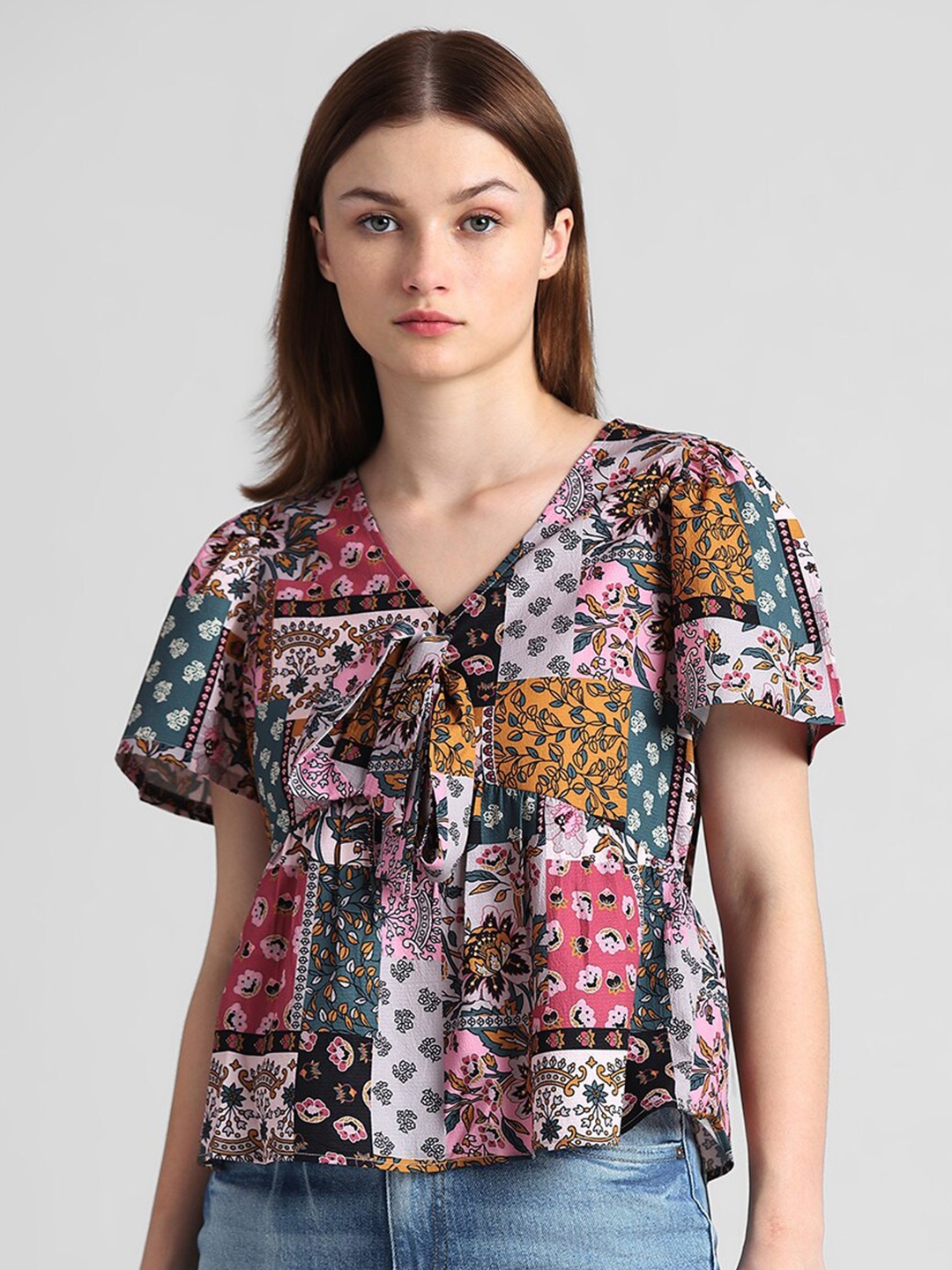 

ONLY Assorted Floral Print Tie-Up Neck Cotton Top
