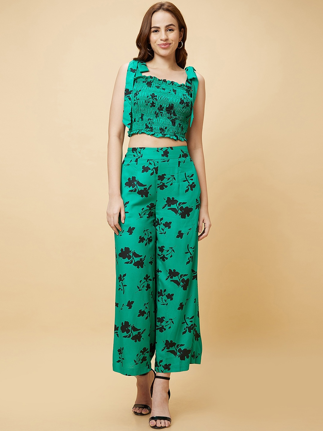 

Globus Printed Casual Co-Ord Set with Smocked Crop Top & Palazzo, Green