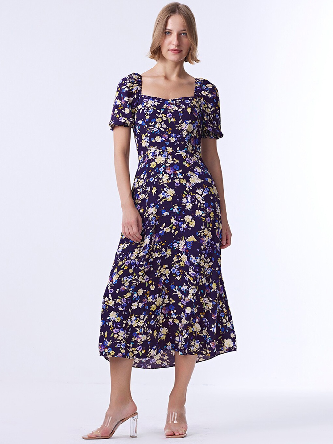 

COVER STORY Purple Floral Printed Square Neck Puff Sleeves Fit & Flare Midi Dress