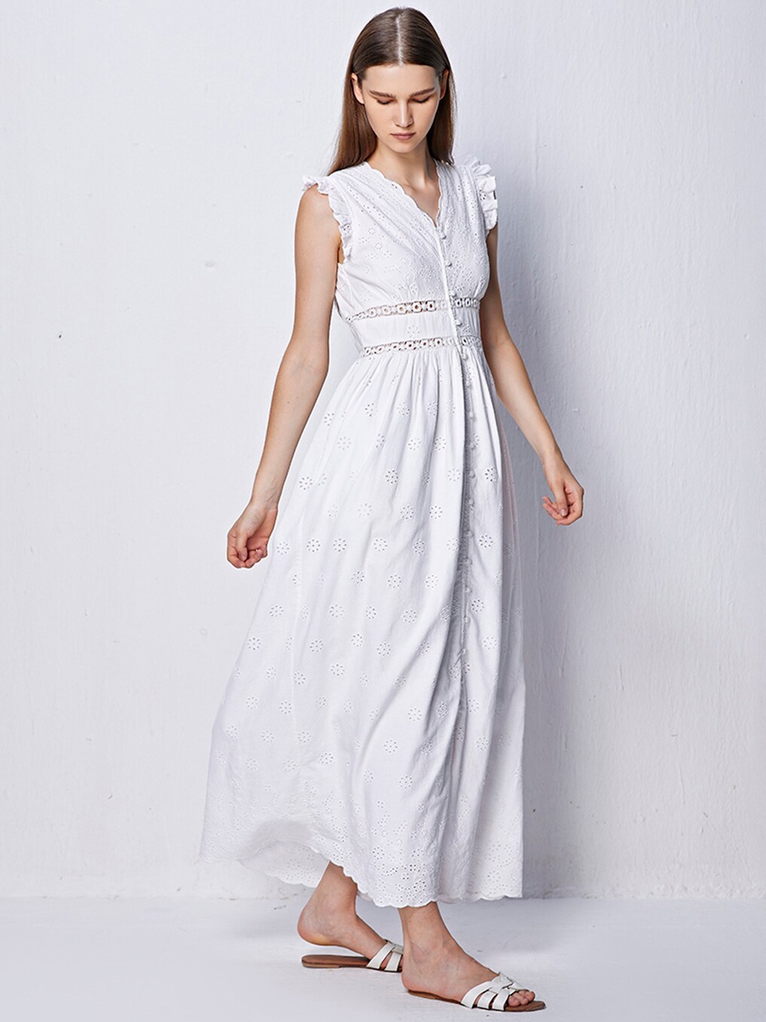 

COVER STORY Schiffli Flutter Sleeve A-line Maxi Dress, White