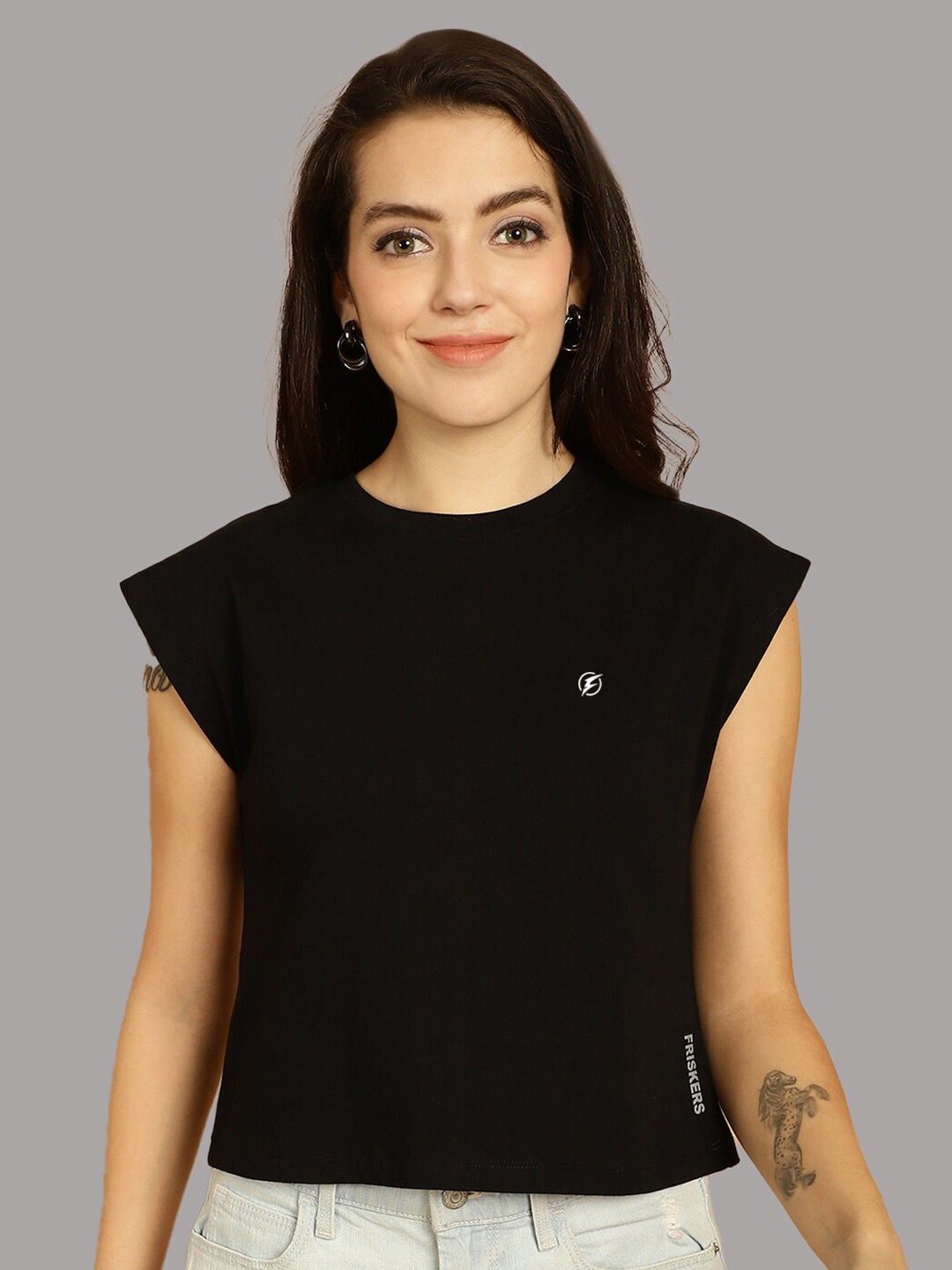 

Friskers Cotton Round Neck Extended Sleeves T-shirt, Black