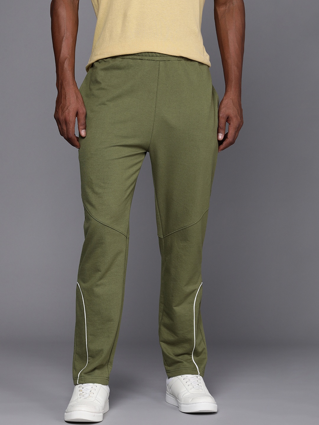 

HRX by Hrithik Roshan Men Solid Sports Track Pants, Olive