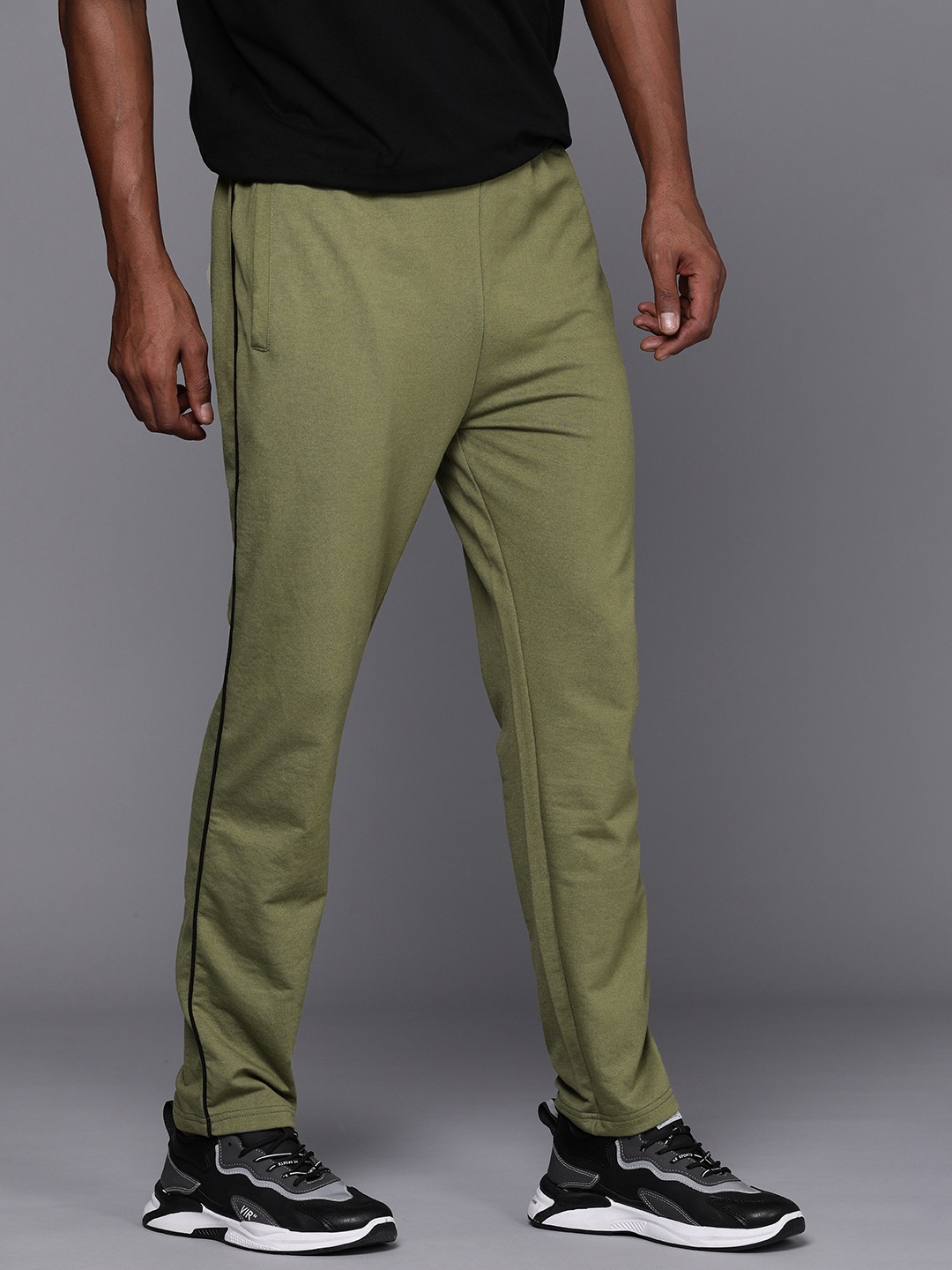 

HRX By Hrithik Roshan Men Striped Trackpants, Olive