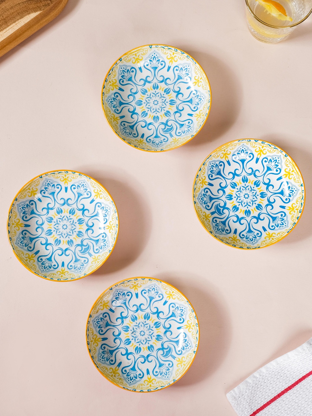 

Nestasia Yellow & Blue 4-Pieces Printed Dessert Plates