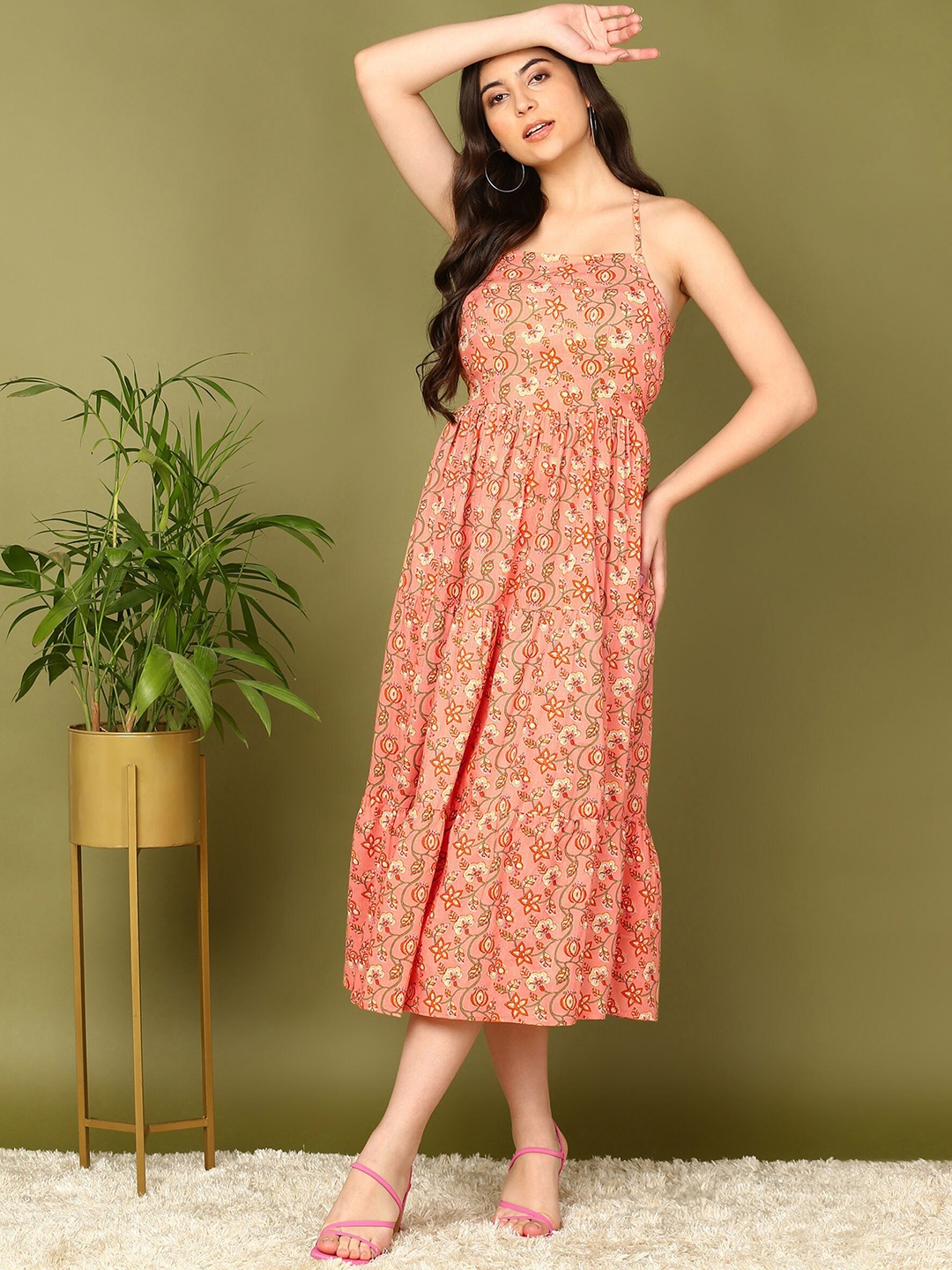 

HERE&NOW Peach-Coloured Floral Printed Shoulder Straps Cotton Pleated A-Line Midi Dress