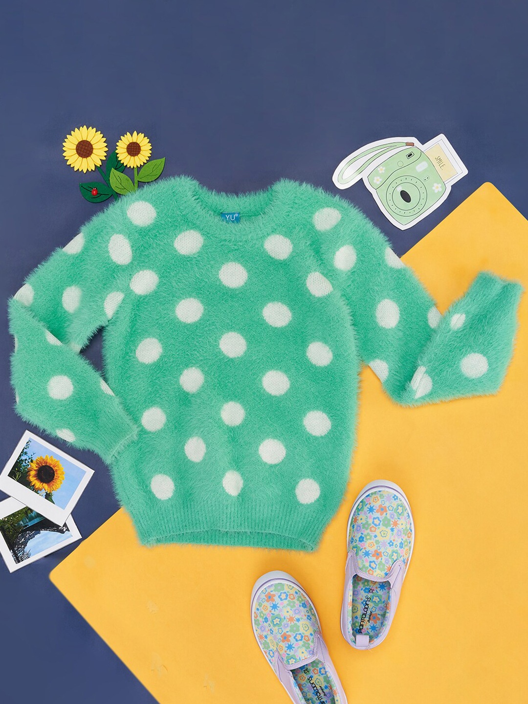 

YU by Pantaloons Girls Geometric Printed Round Neck Fuzzy Pullover Sweater, Green