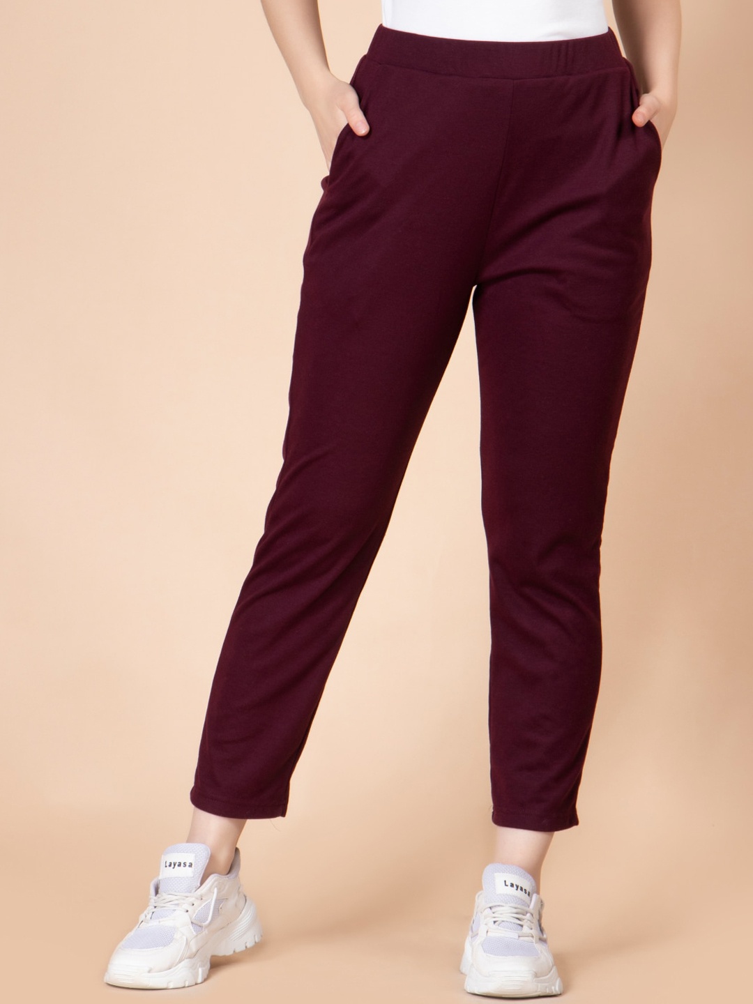 

ENTELLUS Women Slim Fit Trousers, Maroon