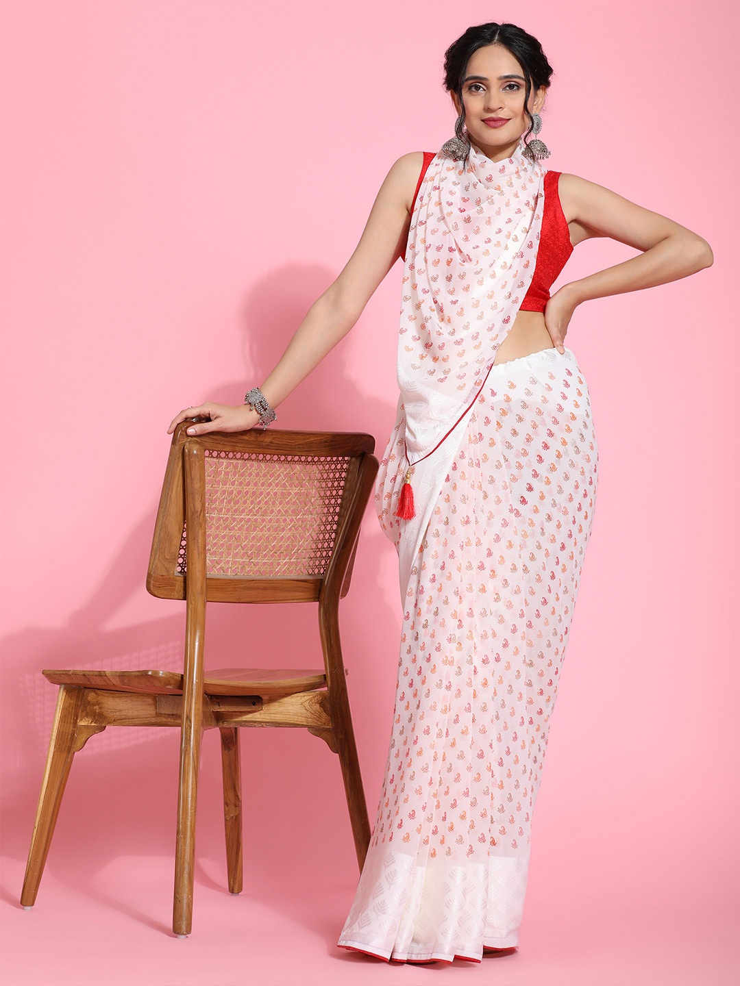 

RACHNA Paisley Printed Pure Georgette Saree, Red