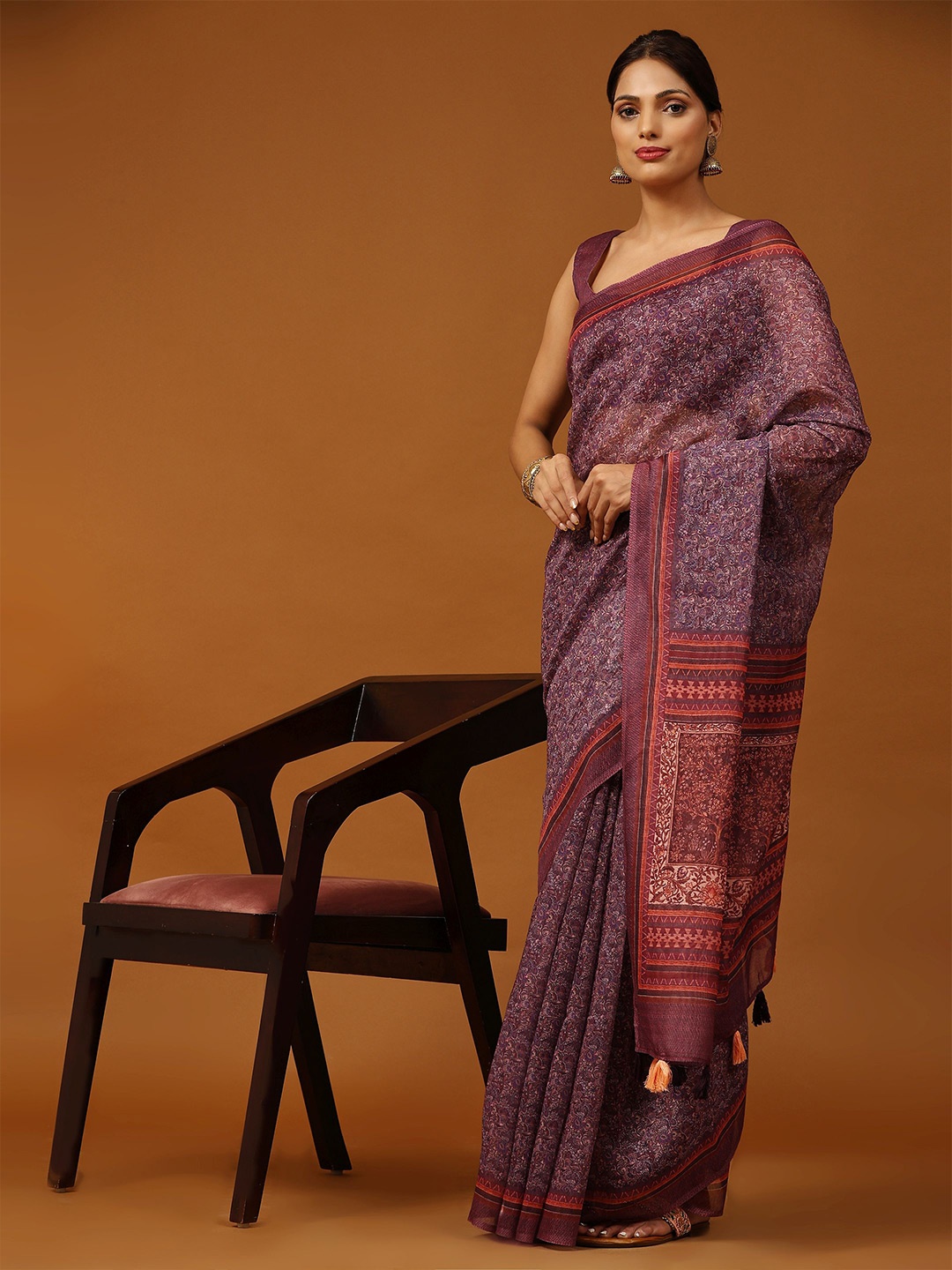

RACHNA Ethnic Motifs Printed Saree, Purple