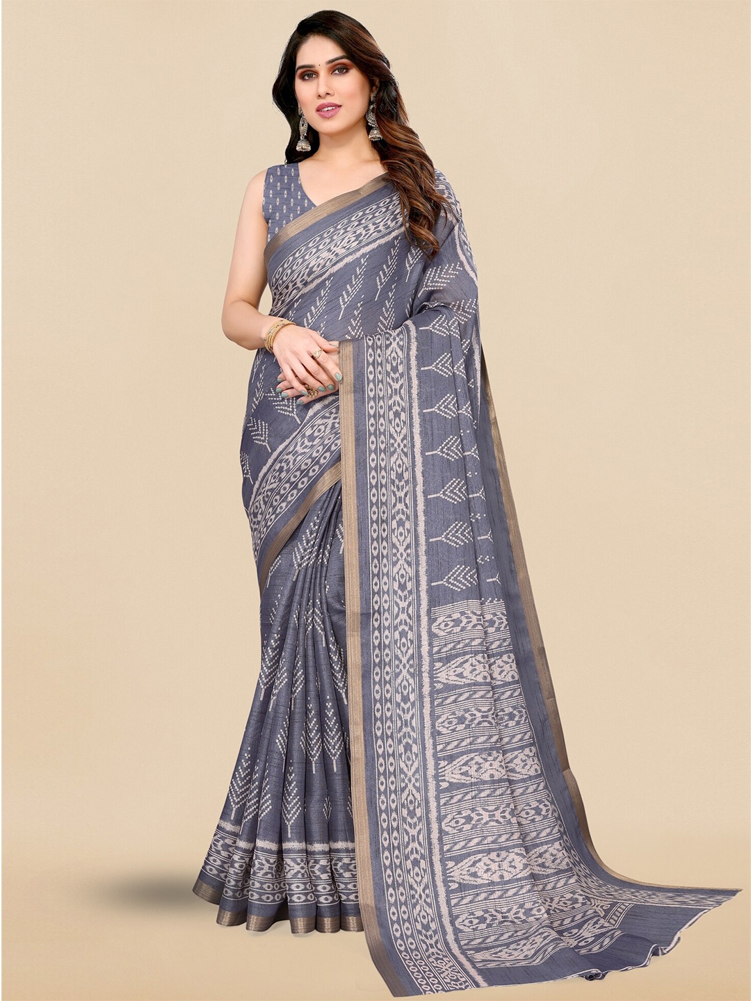 

MIRCHI FASHION Grey Geometric Printed Zari Ikat Saree