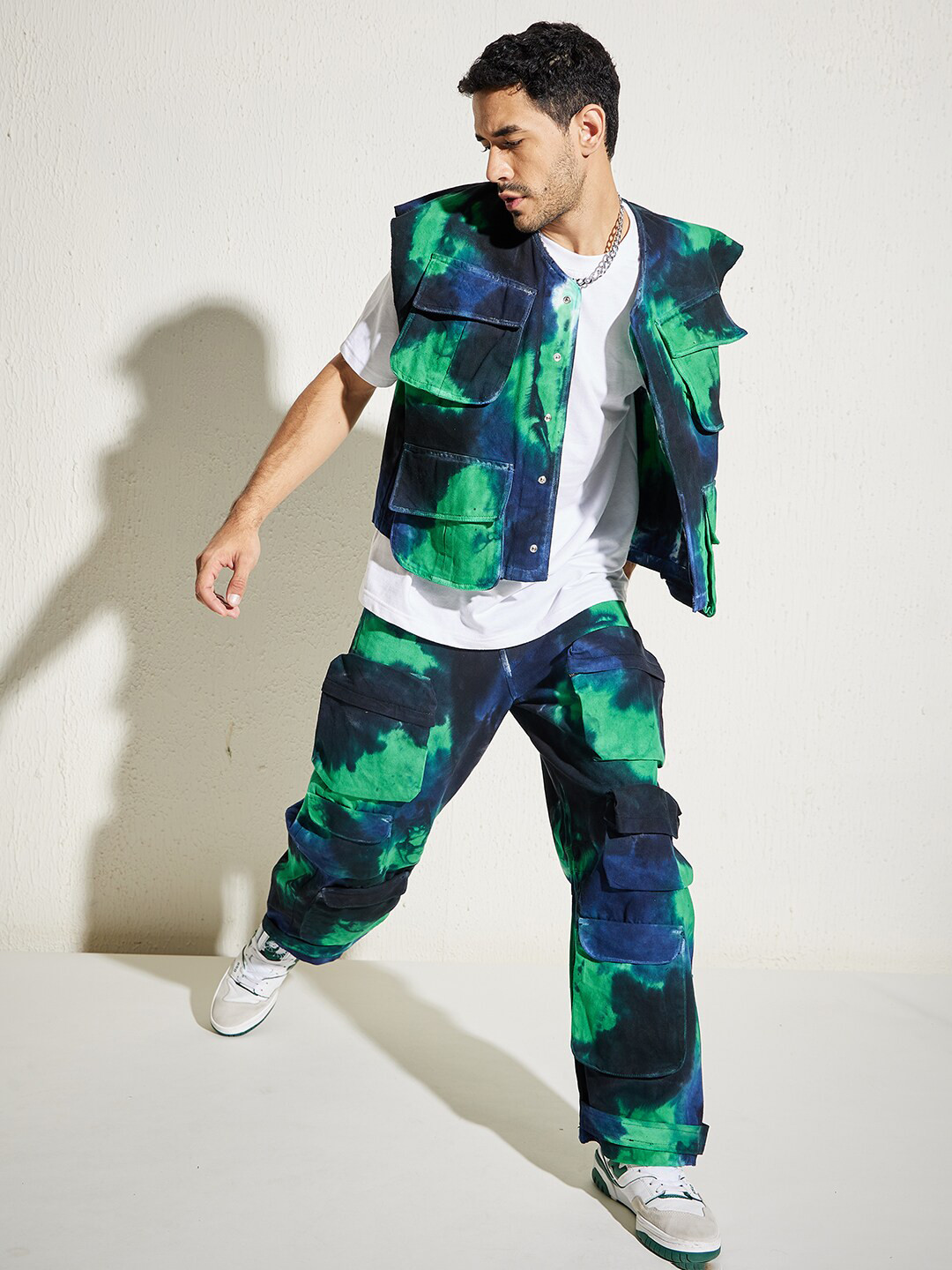 

FUGAZEE Green Abstract Printed Cargo Denim Trousers & Jacket