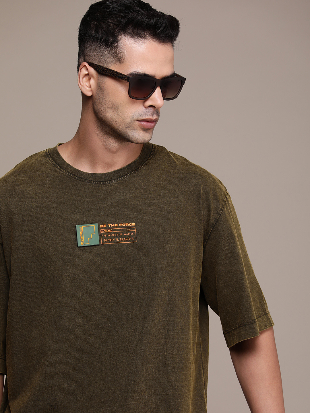 

FORCE IX Typography Printed Drop-Shoulder Sleeves Pure Cotton T-shirt, Olive