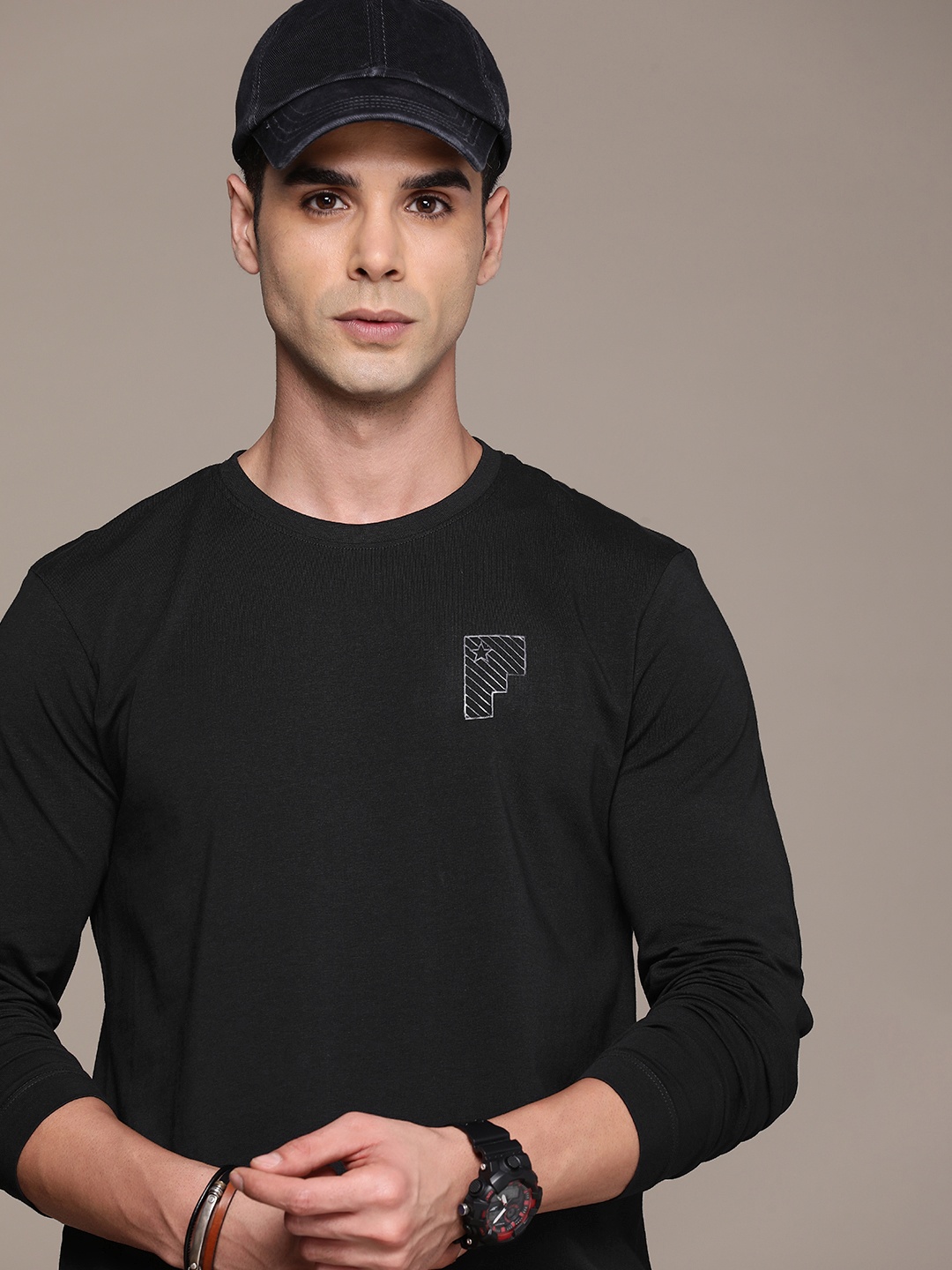 

FORCE IX Solid Long Sleeves Casual T-shirt, Black