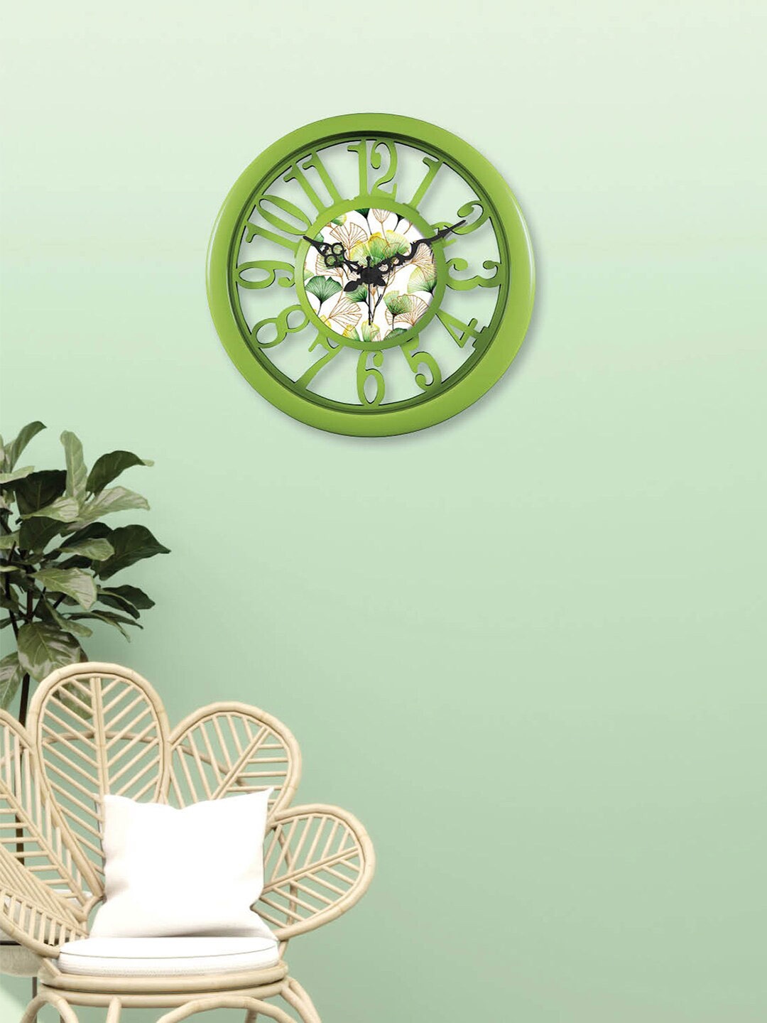 

RANDOM Green & White Printed Round Contemporary Wall Clock