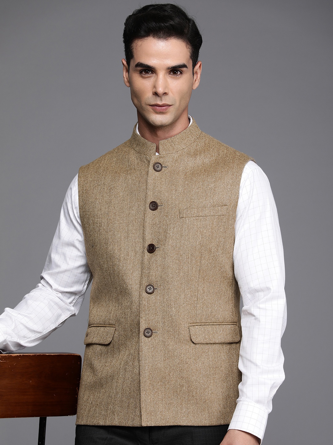 

Louis Philippe Men Textured Tweed Slim Fit Pure Wool Nehru Jackets, Beige