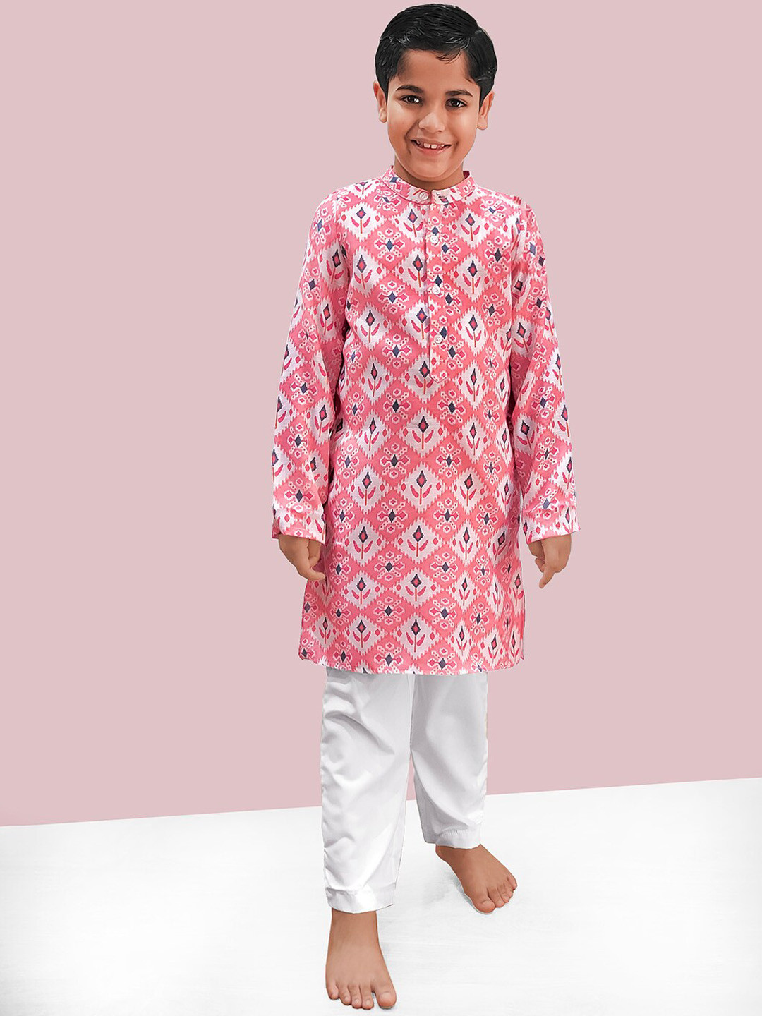 

Naughty Ninos Boys Ethnic Motifs Printed Regular Kurta With Pyjamas, Pink