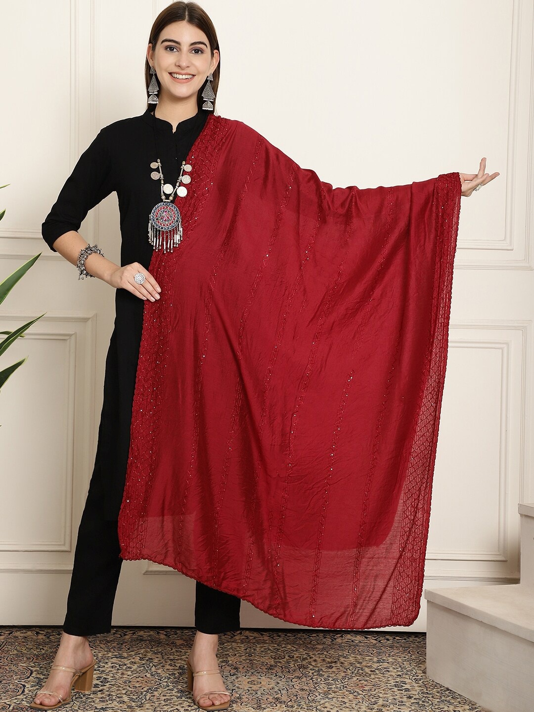 

LOOM LEGACY Geometric Embroidered Cotton Silk Dupatta, Maroon