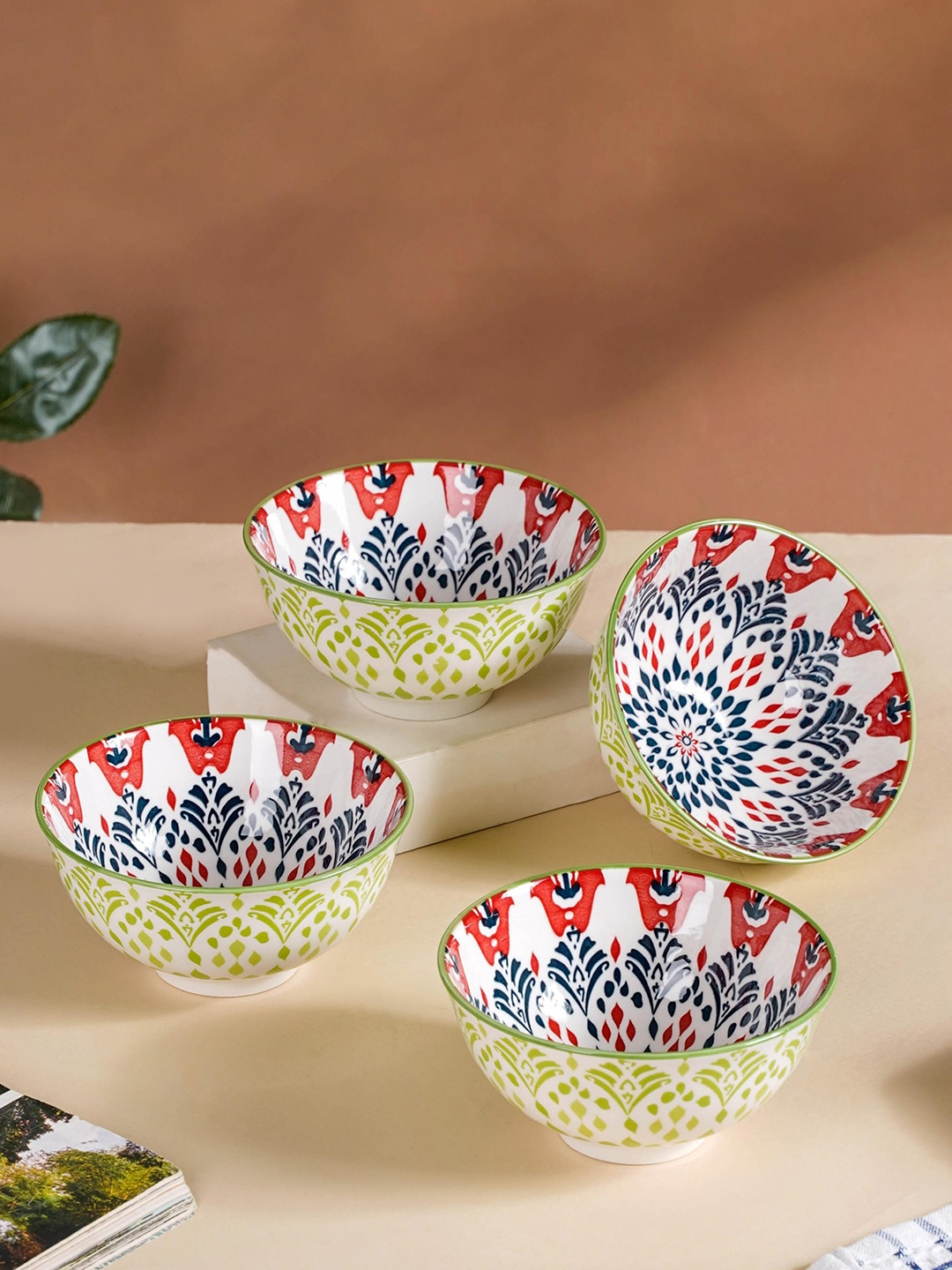 

Nestasia Red & Green 4 Pieces Printed Ceramic Glossy Bowls