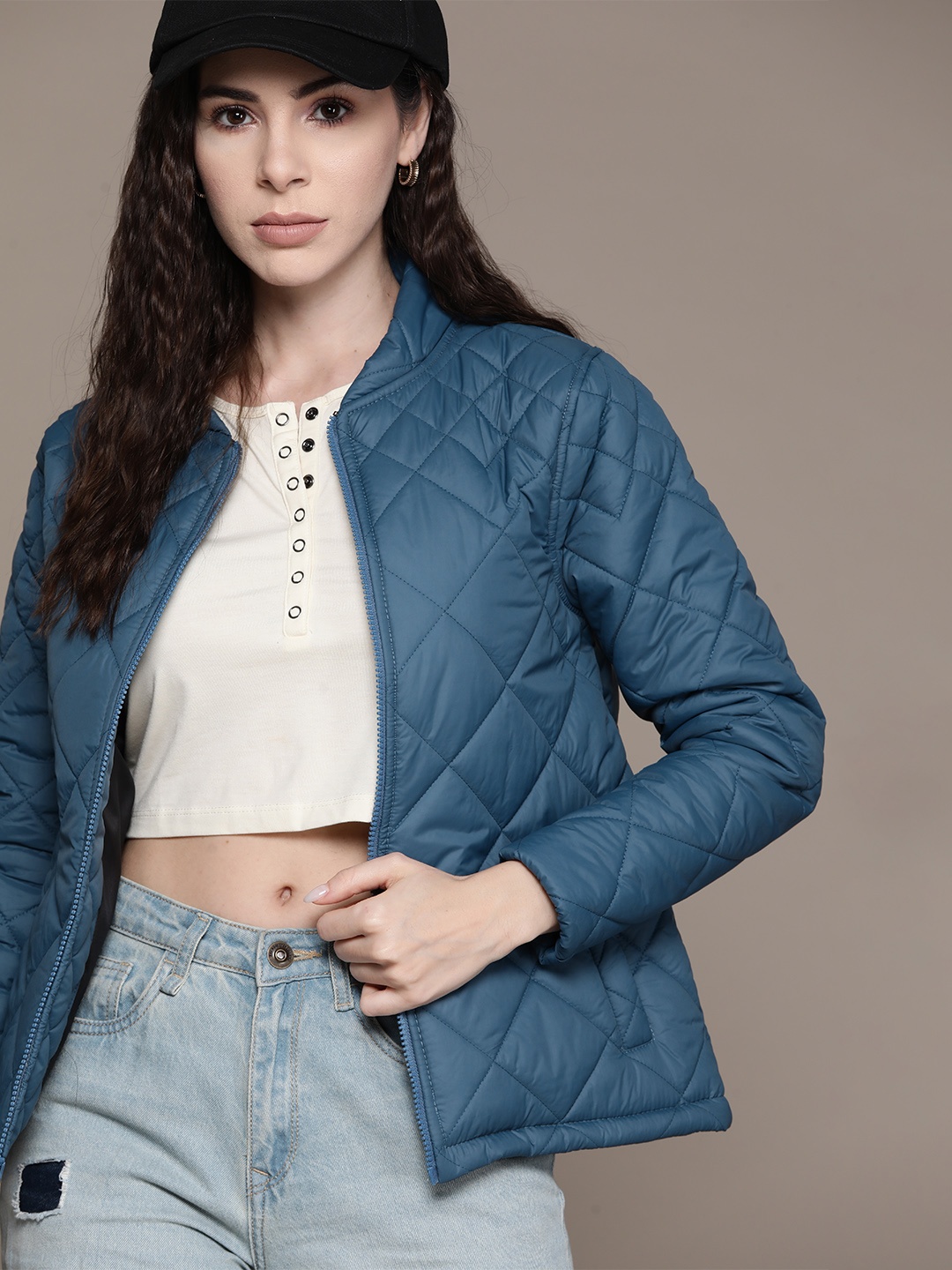 

Roadster Women Solid Windcheater Outdoor Quilted Jacket, Blue