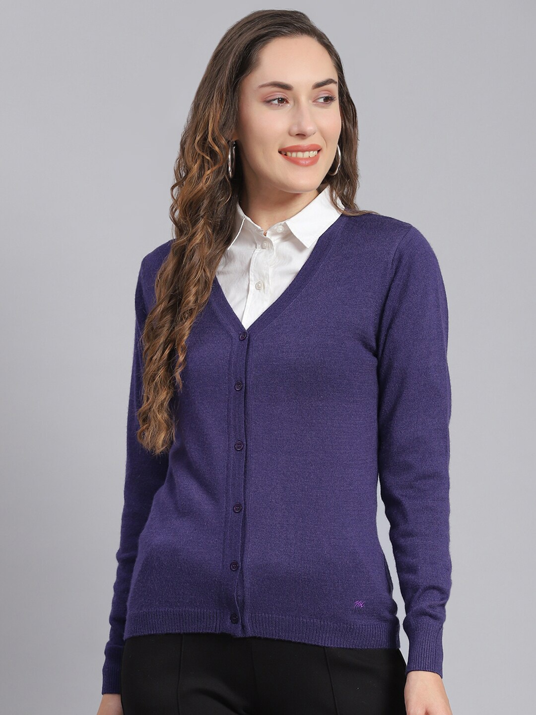 

Monte Carlo V-Neck Long Sleeves Cardigan, Blue