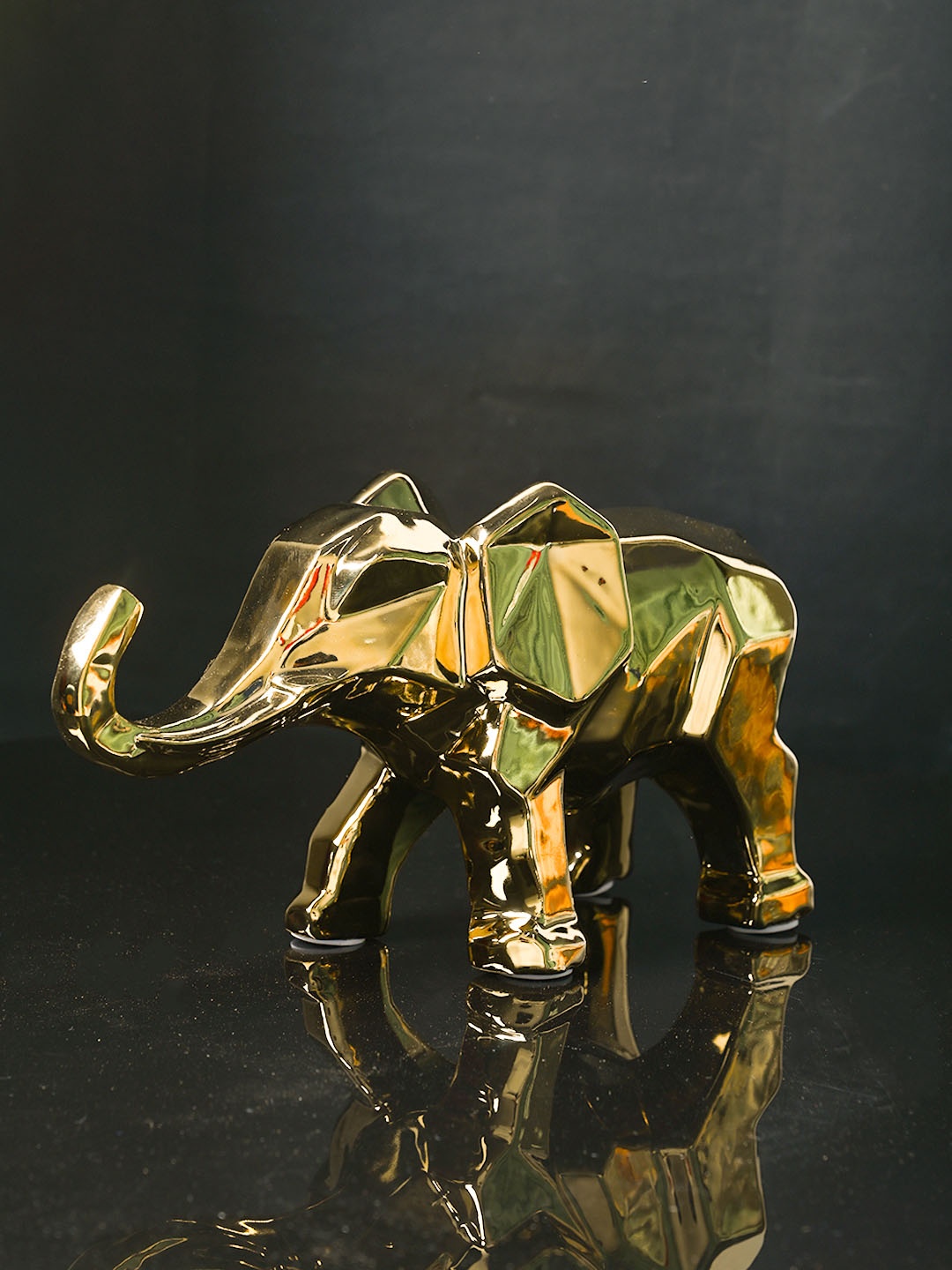 MARKET99 Golden Textured Ceramic Figurine Elephant Showpiece, Gold