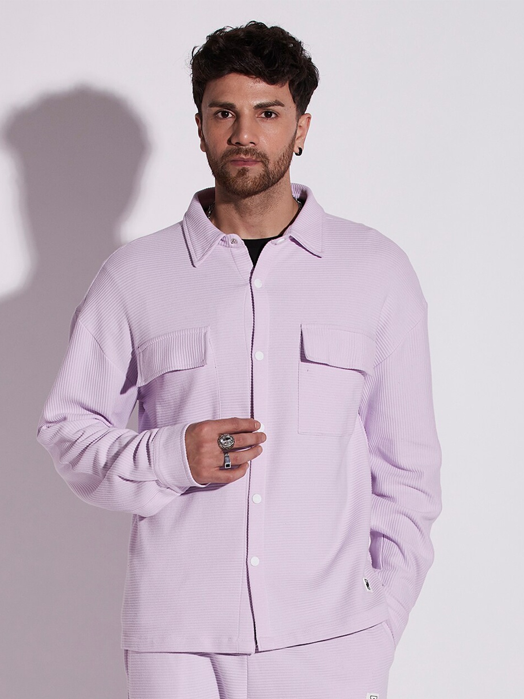 

FUGAZEE Men Lavender Relaxed Oversized Spread Collar Cotton Casual Shirt