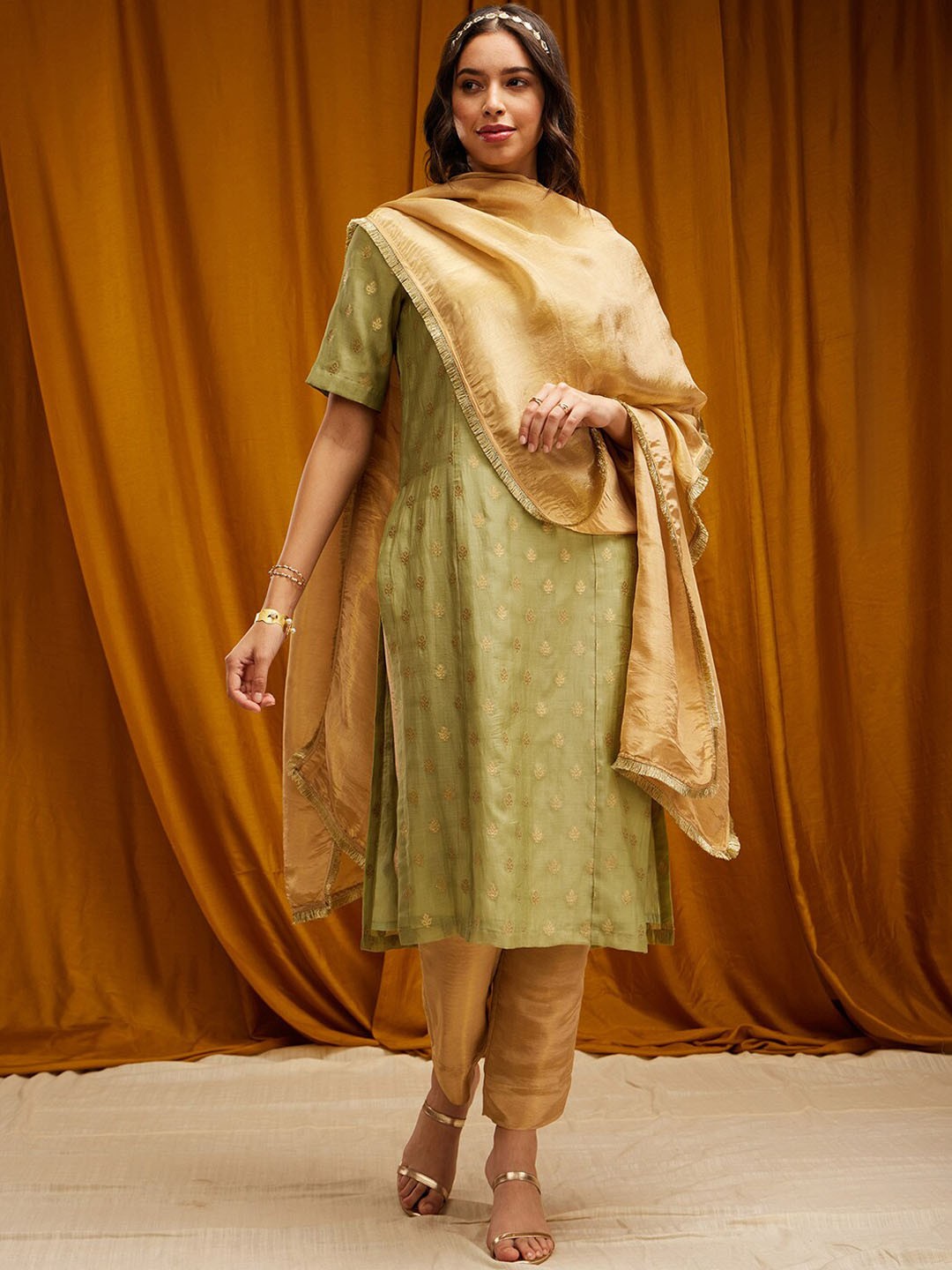 

Pink Fort Ethnic Motifs Woven Design A Line Kurta With Trousers, Green